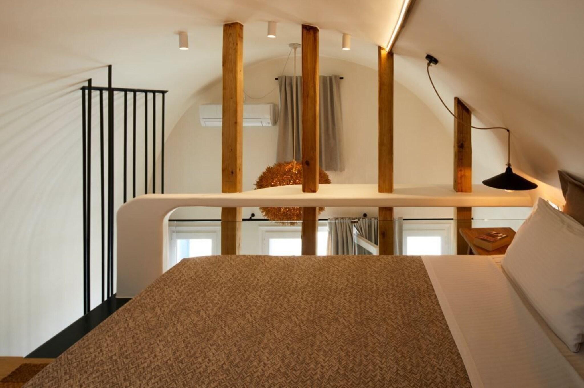 Suite Deluxe Queen Bed