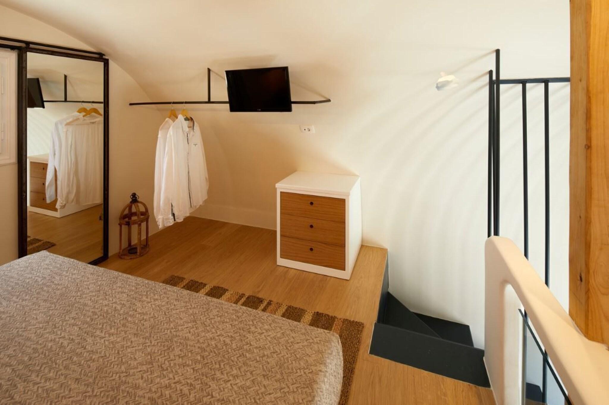 Suite Deluxe Queen Bed