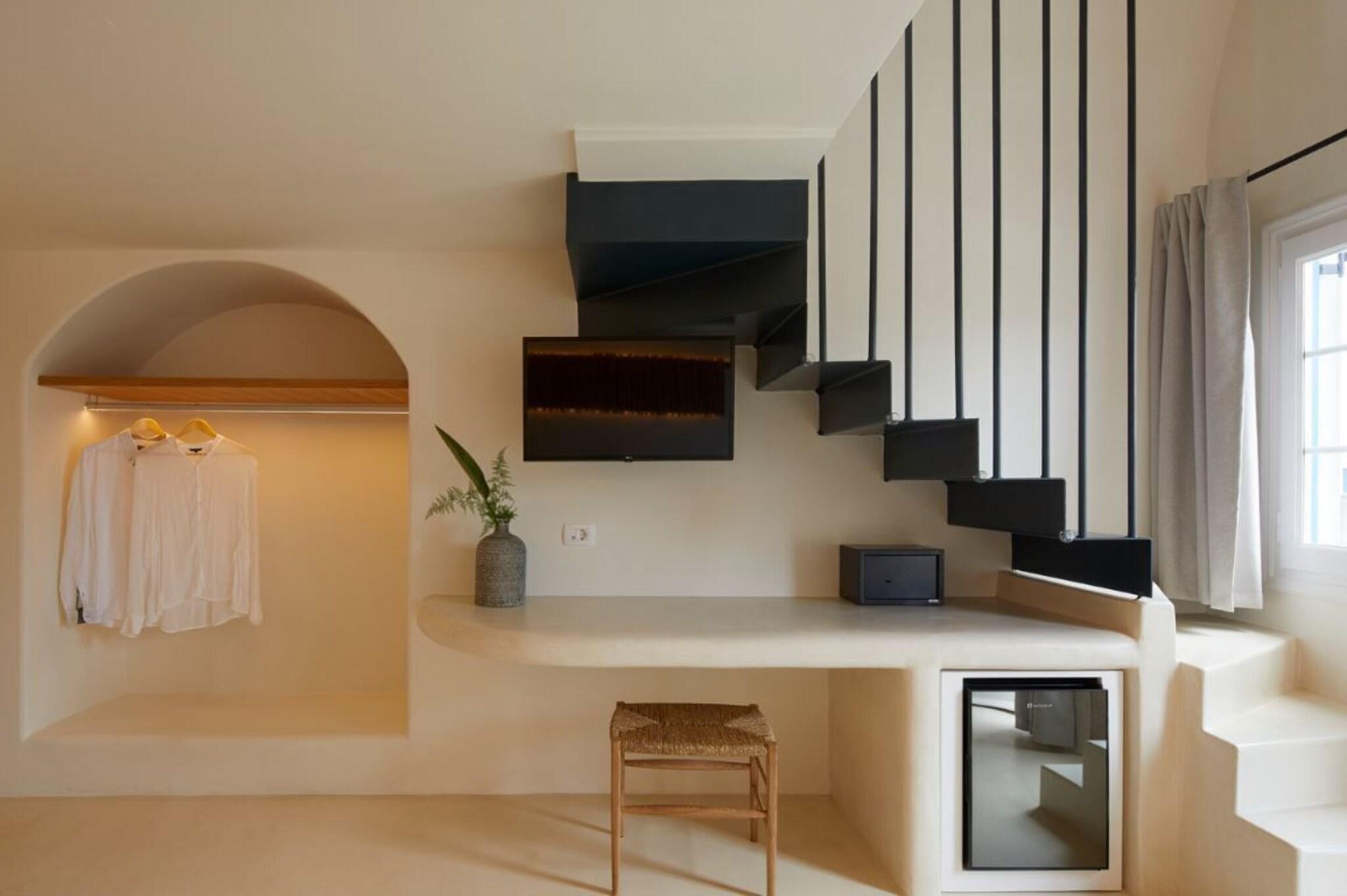 Suite Deluxe Queen Bed