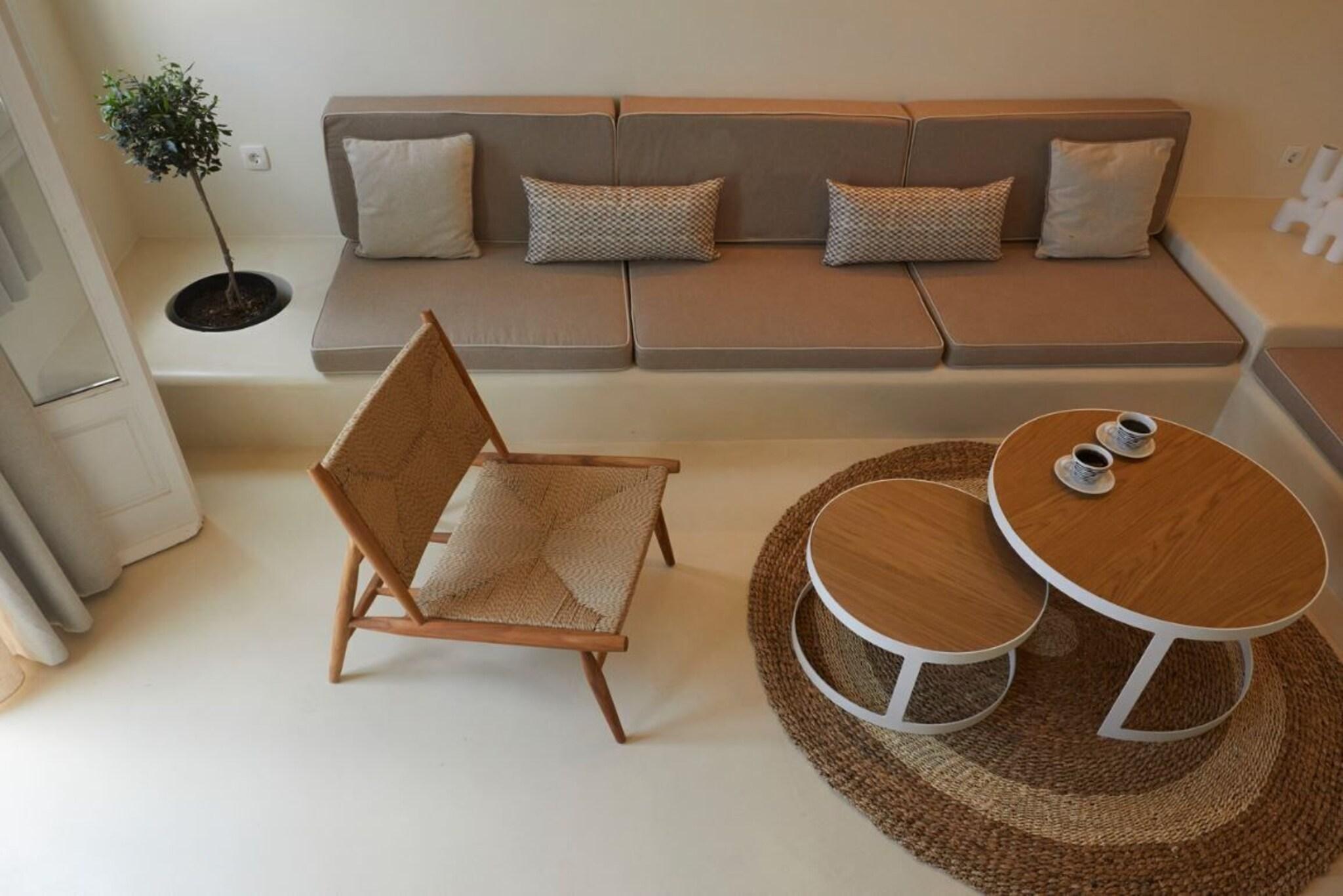 Suite Deluxe Queen Bed