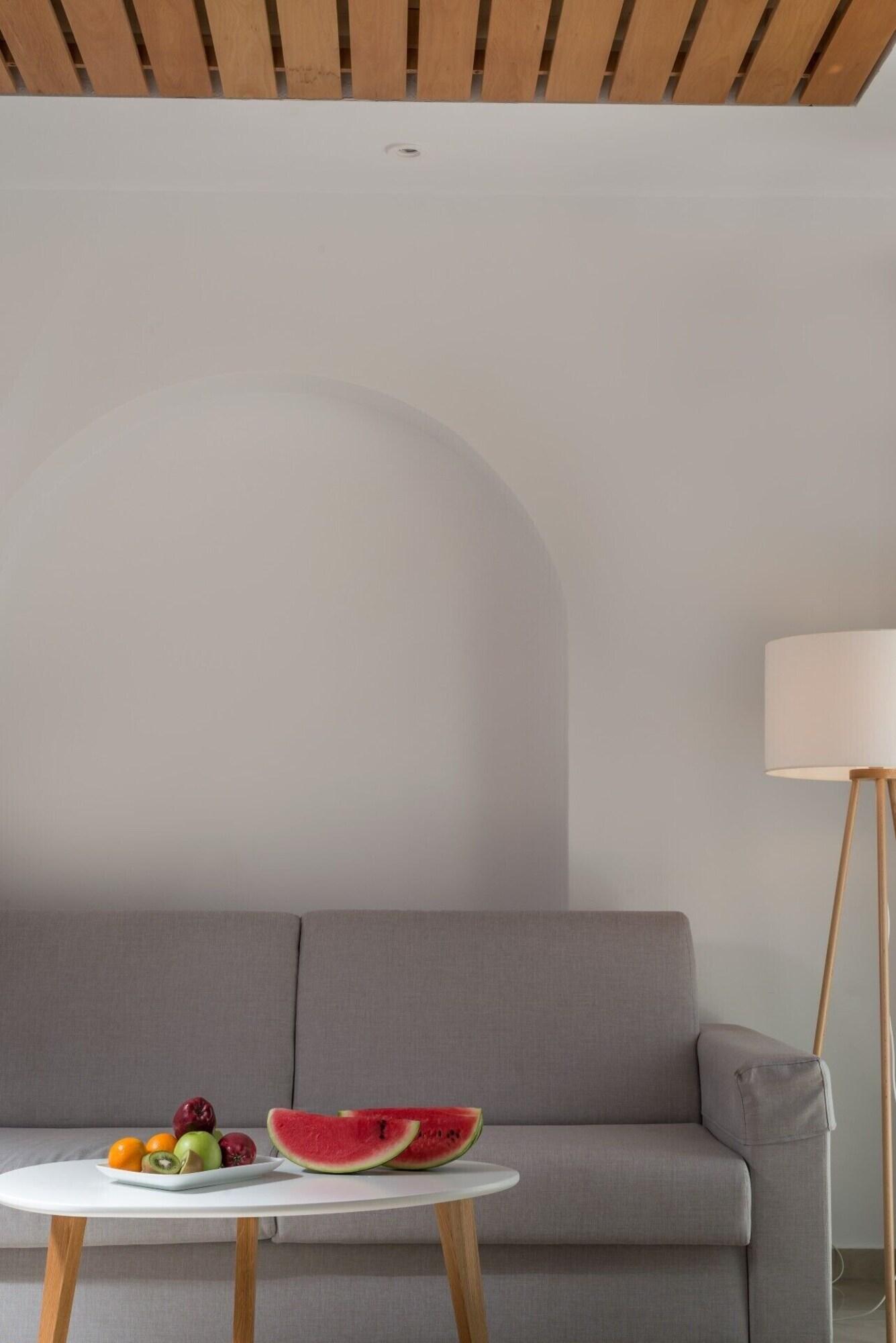 Double or Twin Queen Size Bed