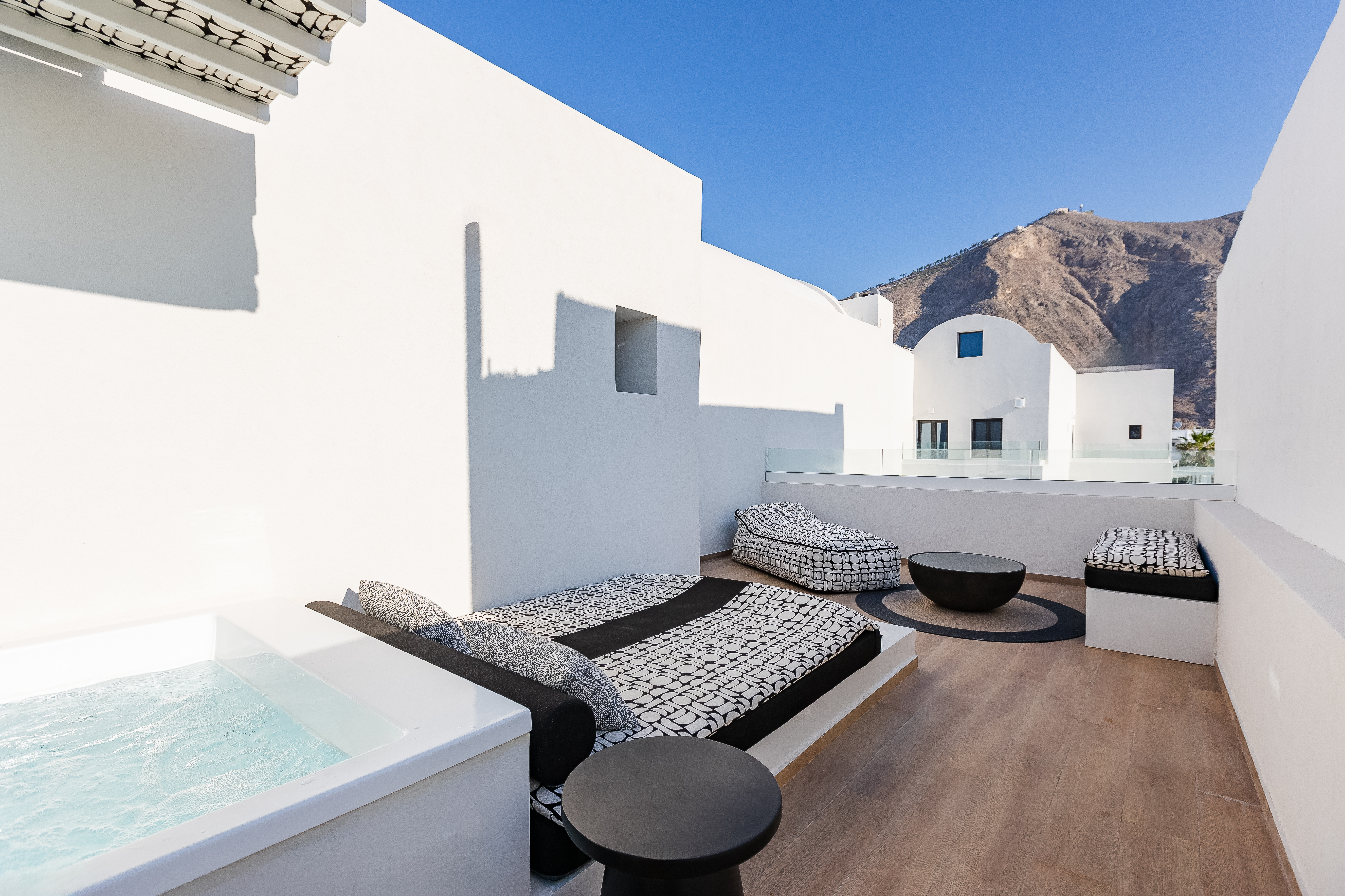 Suite King Bed with Jacuzzi