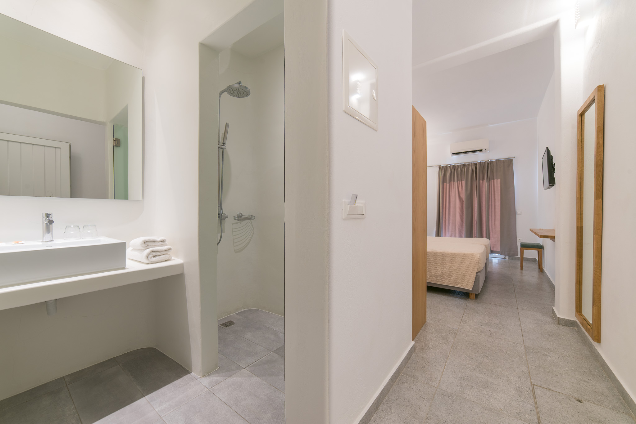 Double or Twin Superior