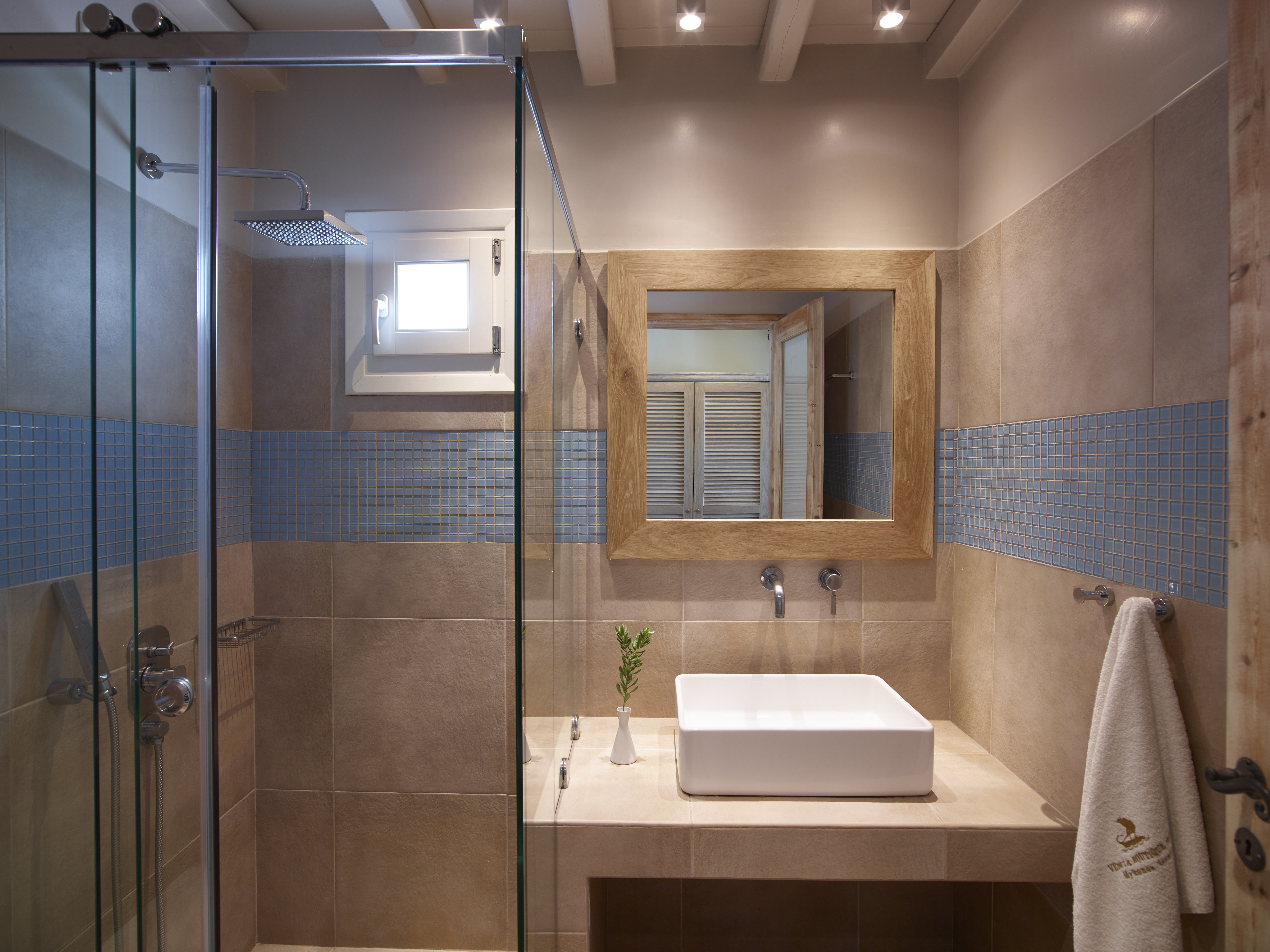 Double or Twin Side Sea View