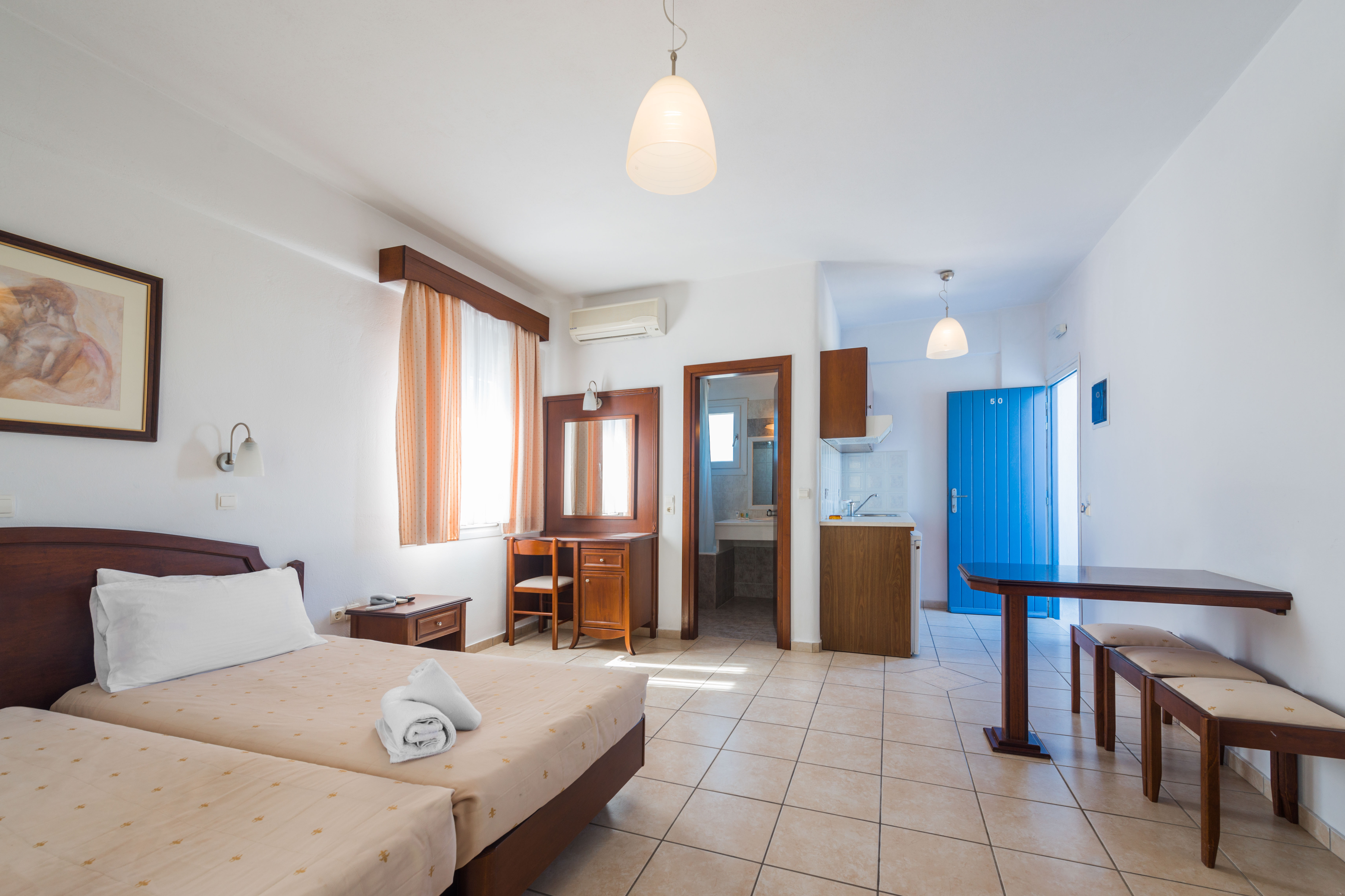 Double or Twin Standard