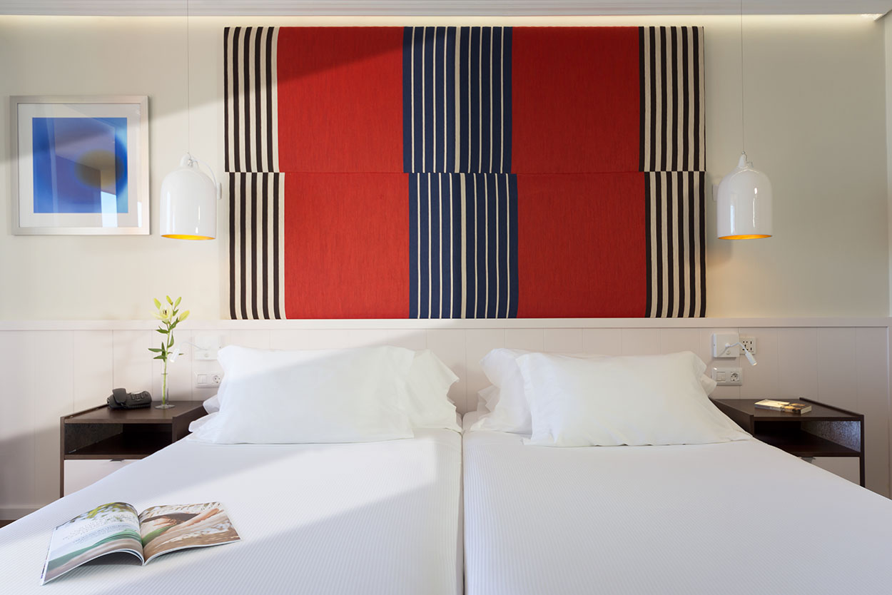 Double or Twin Standard