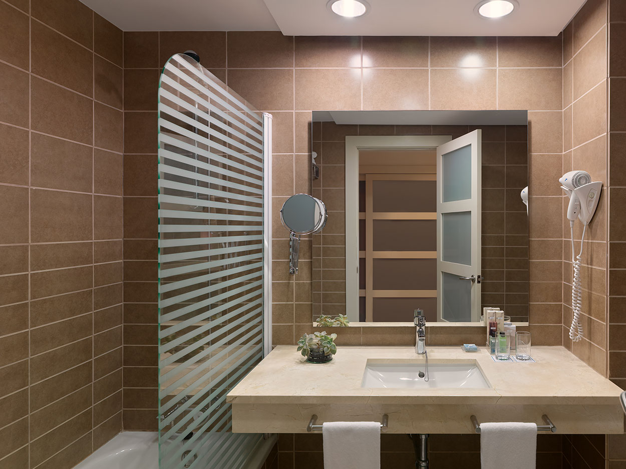 Double or Twin Superior Sea View