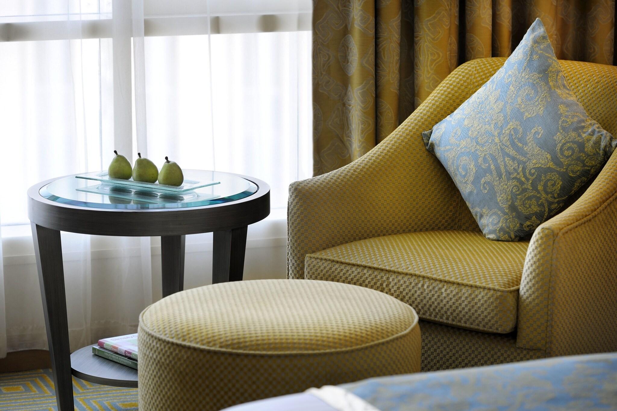 Double Deluxe King Bed