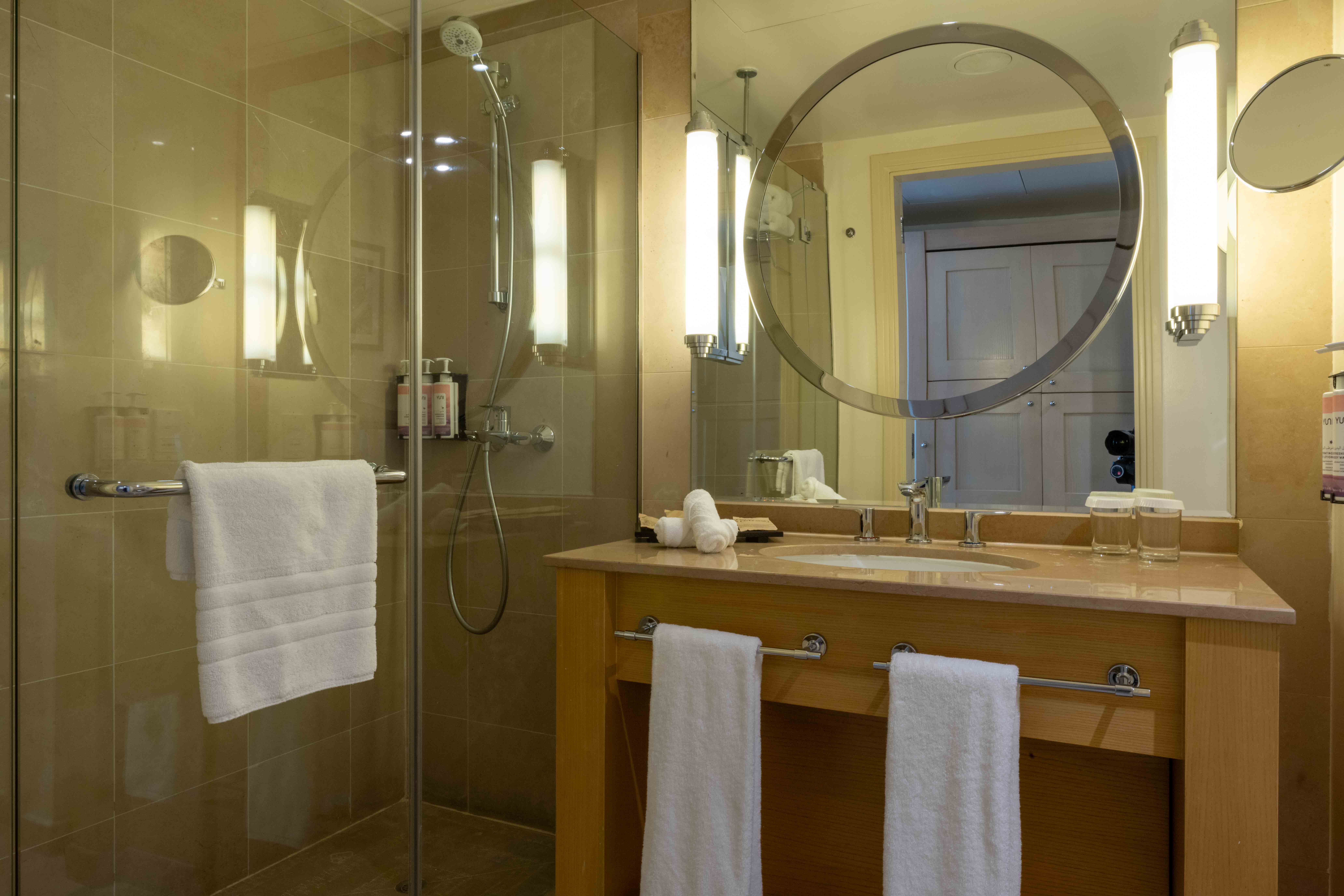 Double or Twin Deluxe Sea View