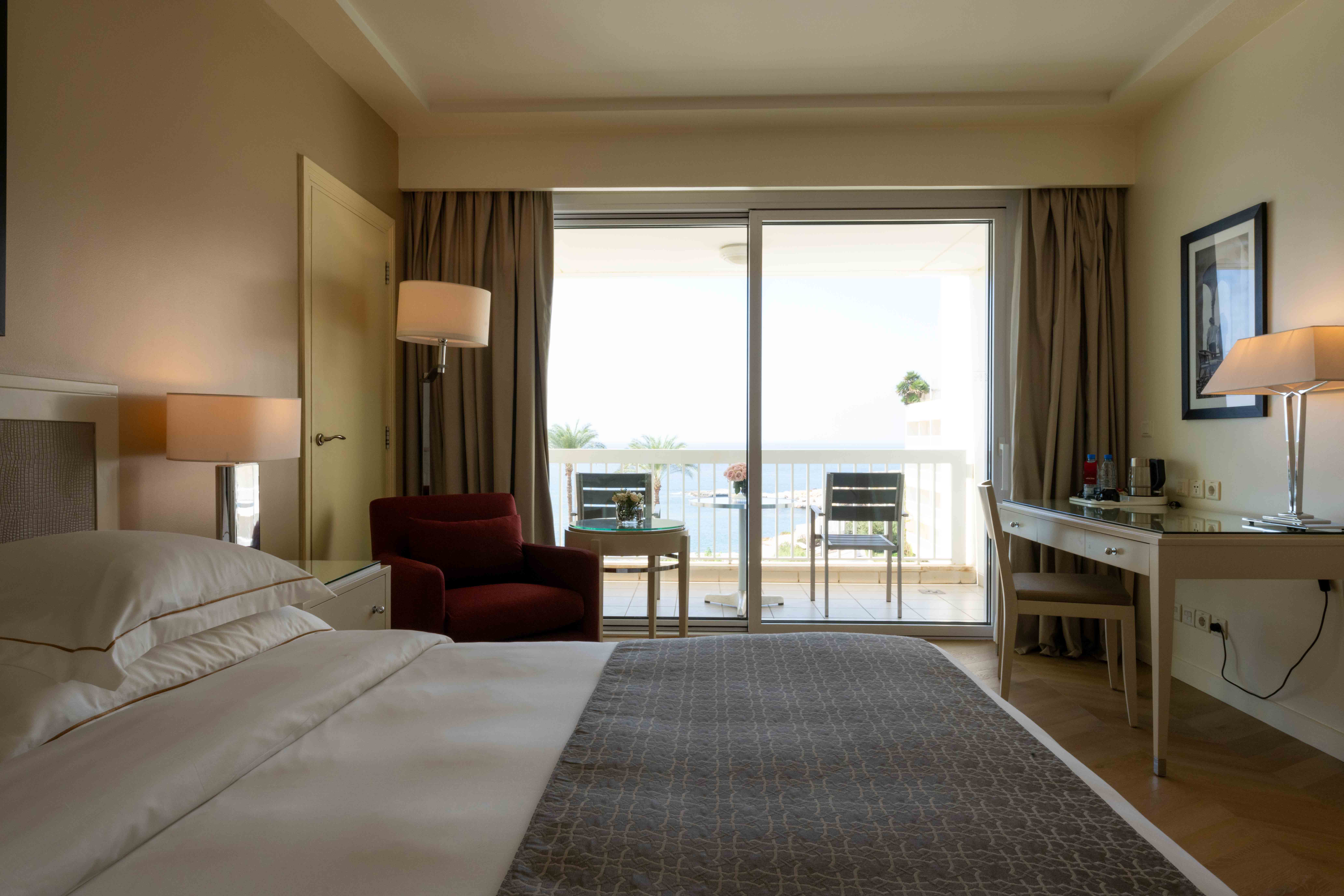 Double or Twin Deluxe Sea View