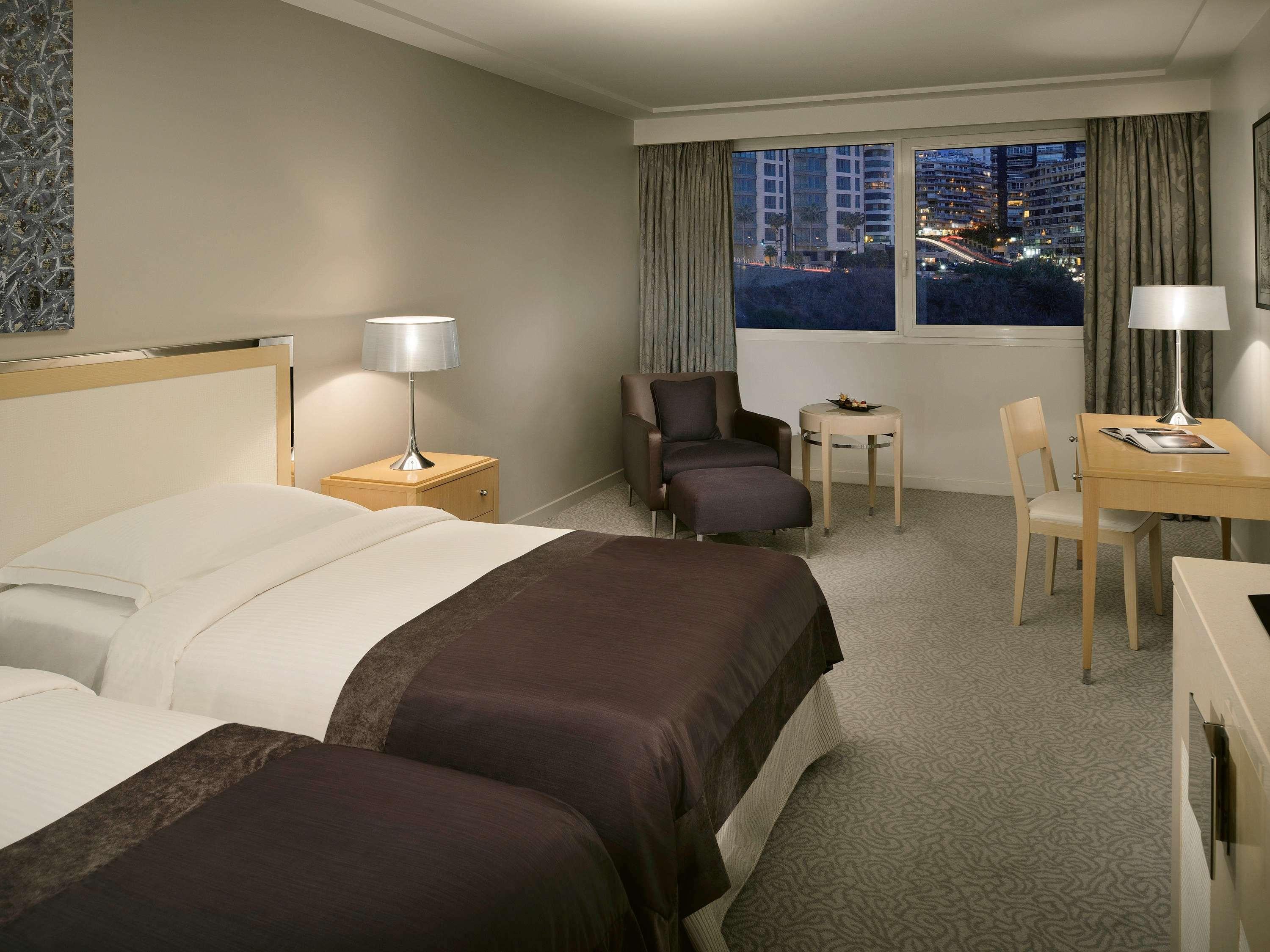 Room Connecting Room