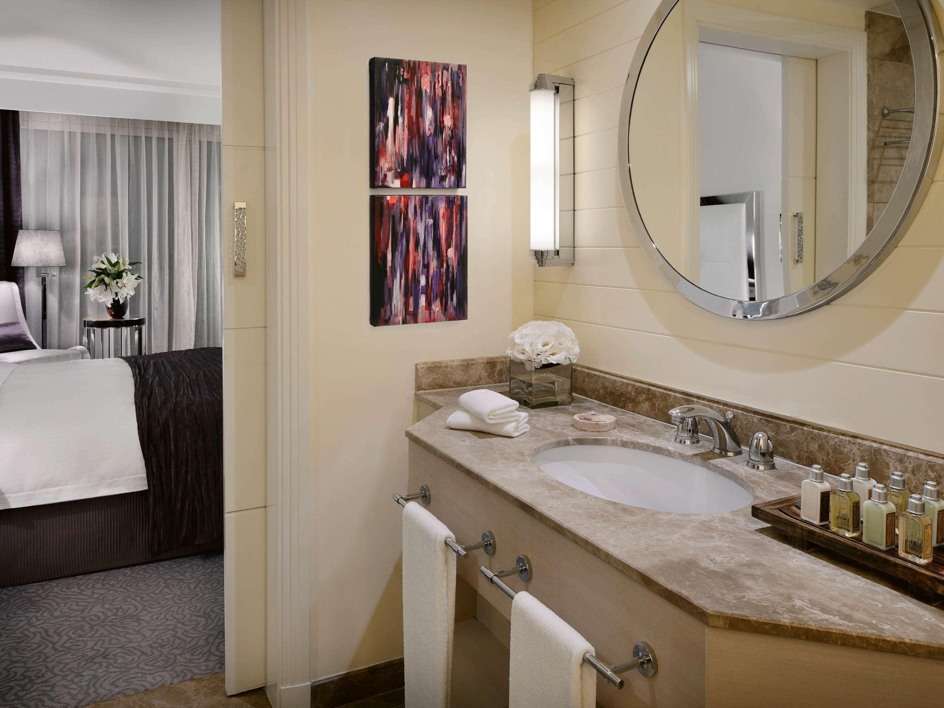 Room Executive King Bed