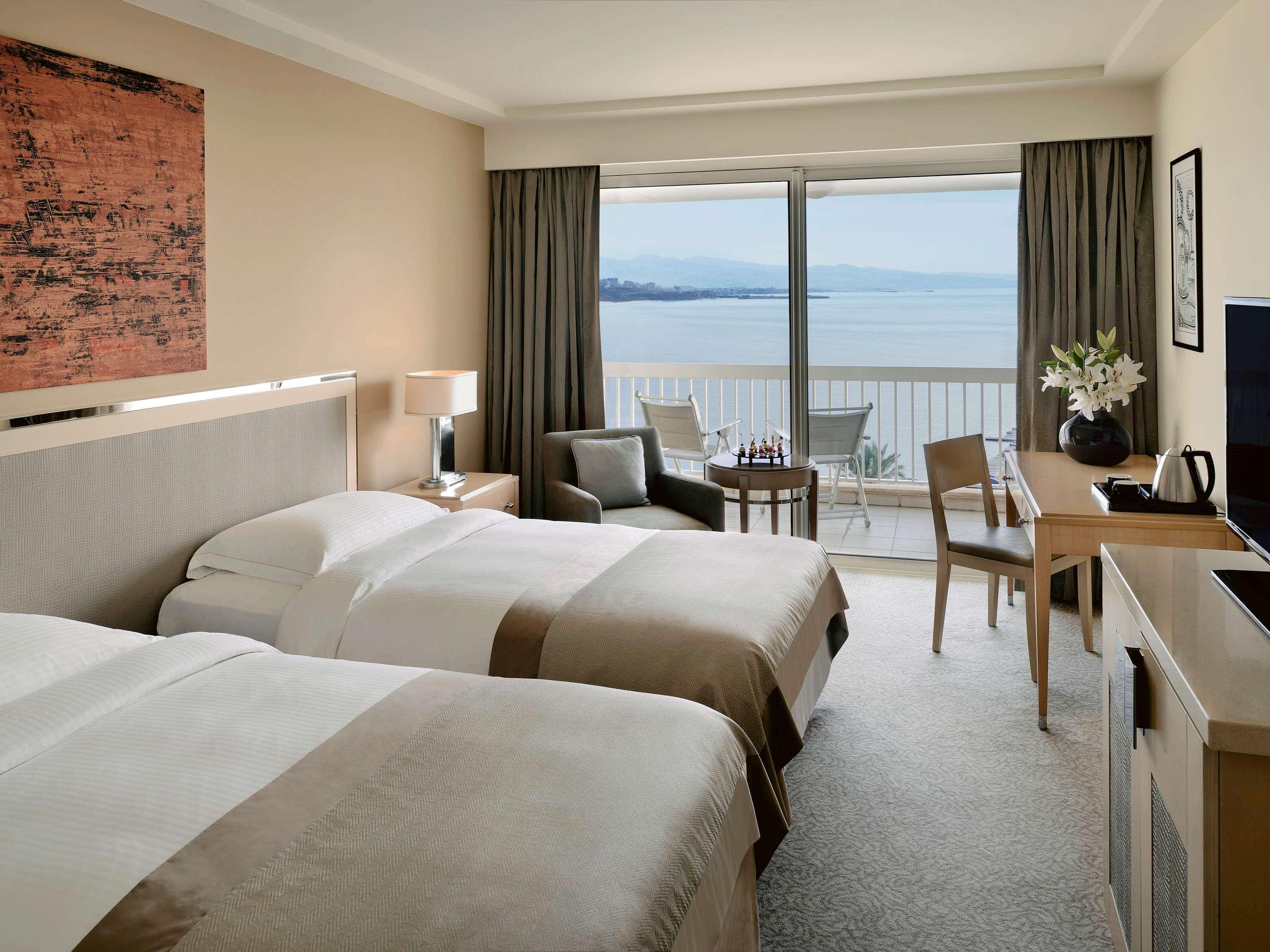 Twin Deluxe Sea View