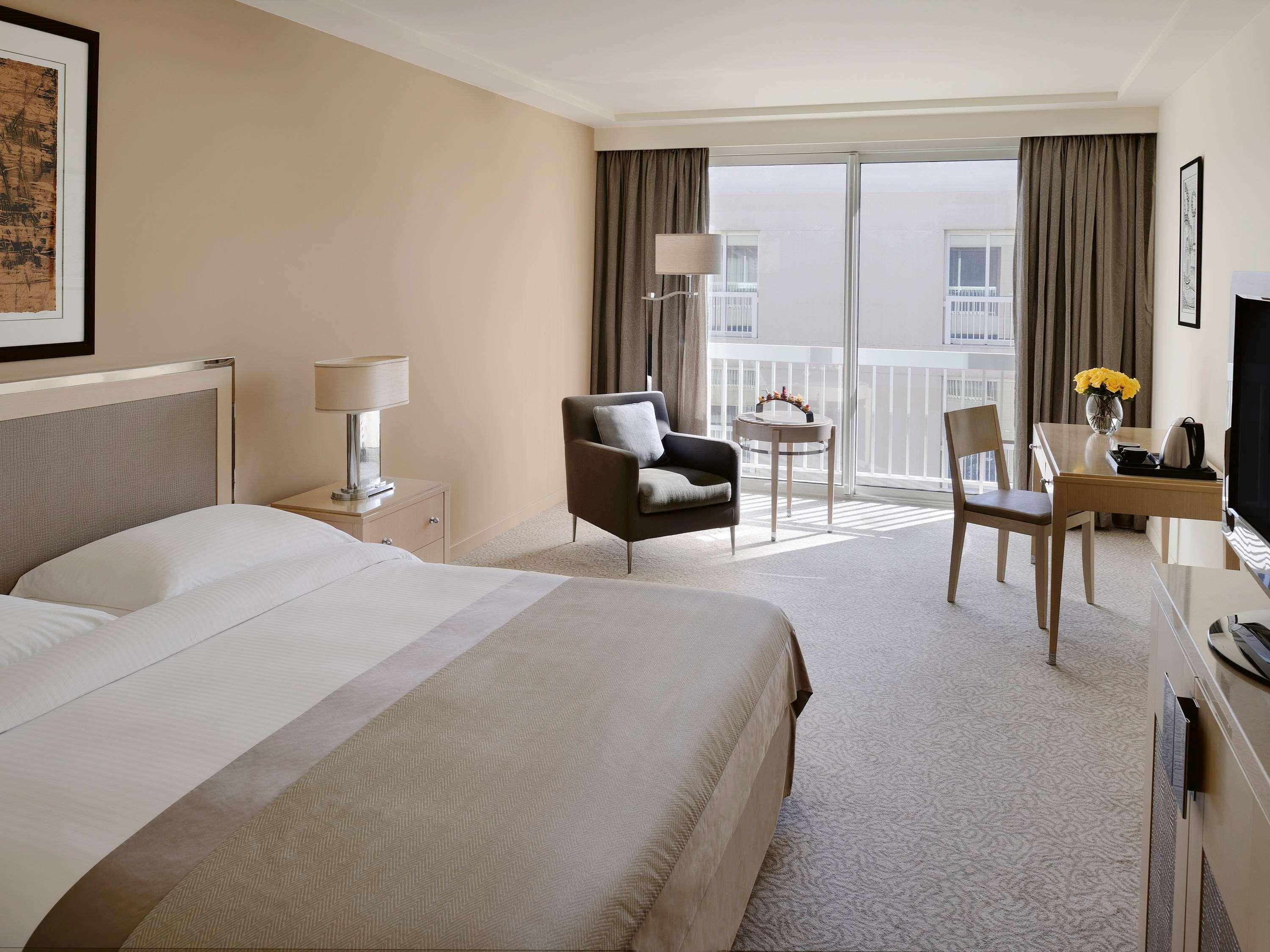 Room Executive King Bed