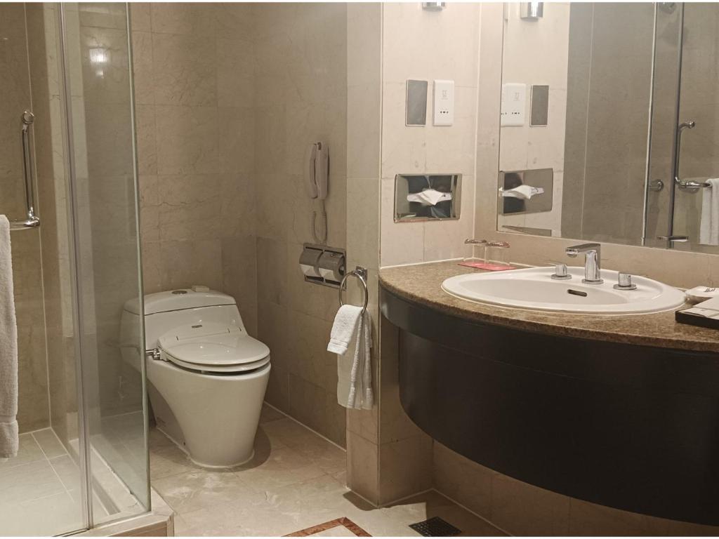 Double Deluxe Queen Bed