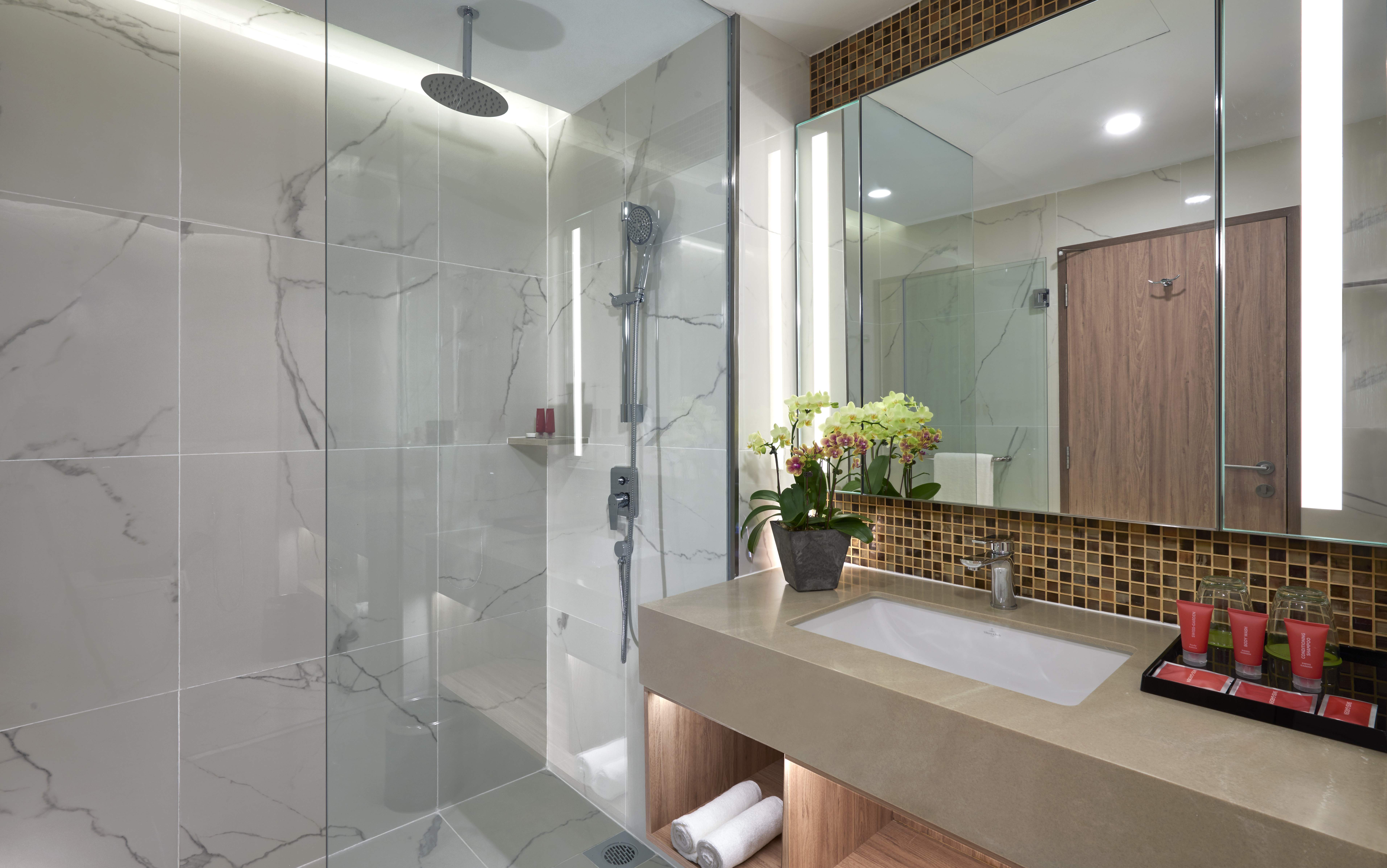 Double Deluxe Premier