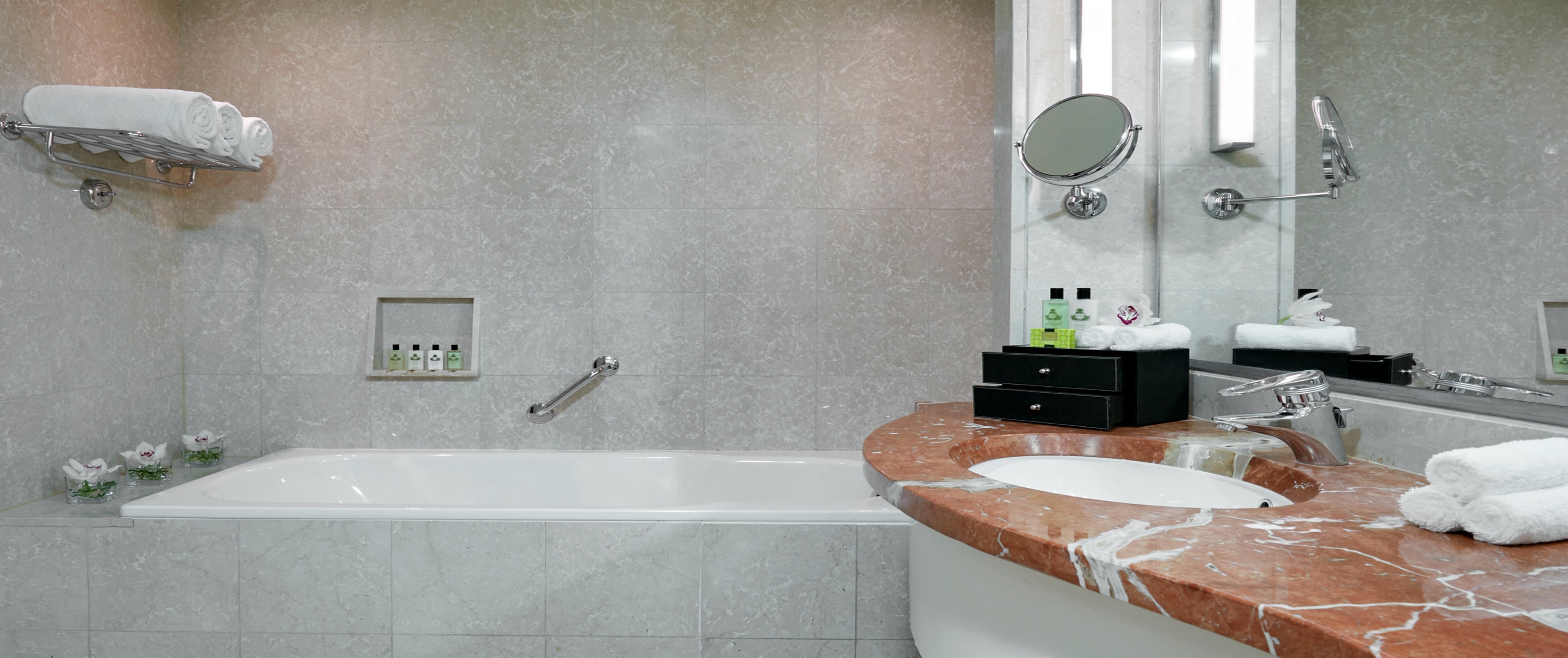 Double or Twin Deluxe