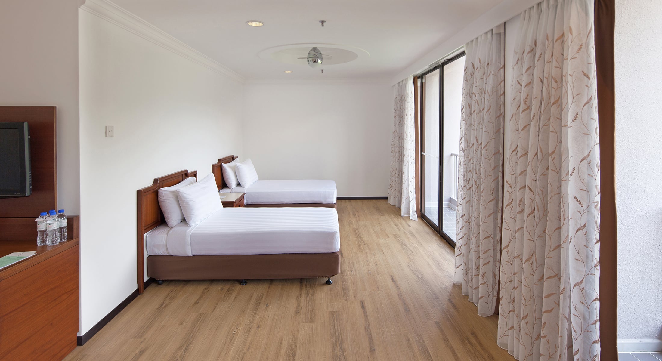 Family Room Mountain View