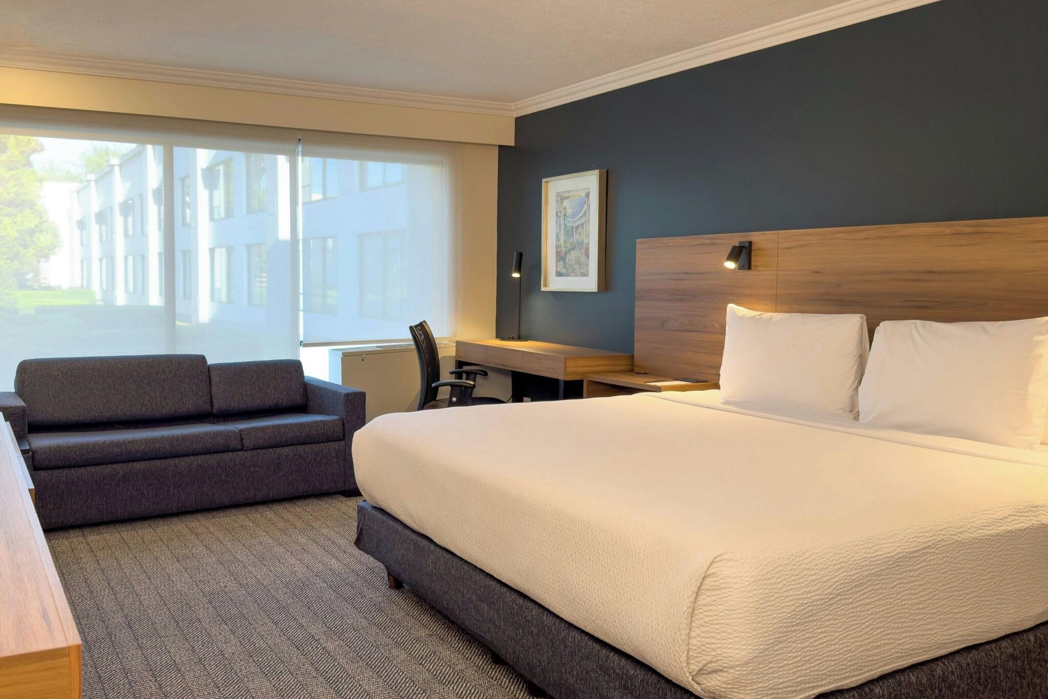Double King Size Bed