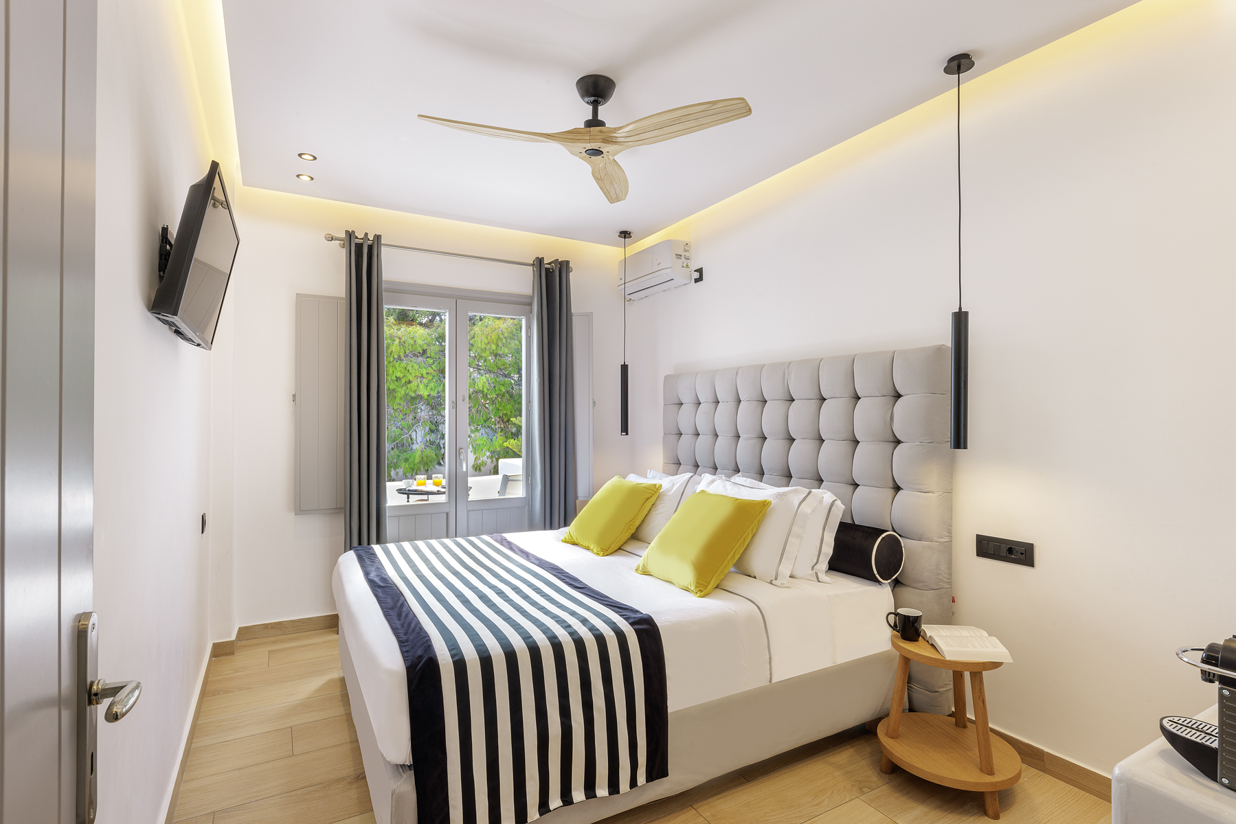 Suite Two Bedrooms One Bathroom