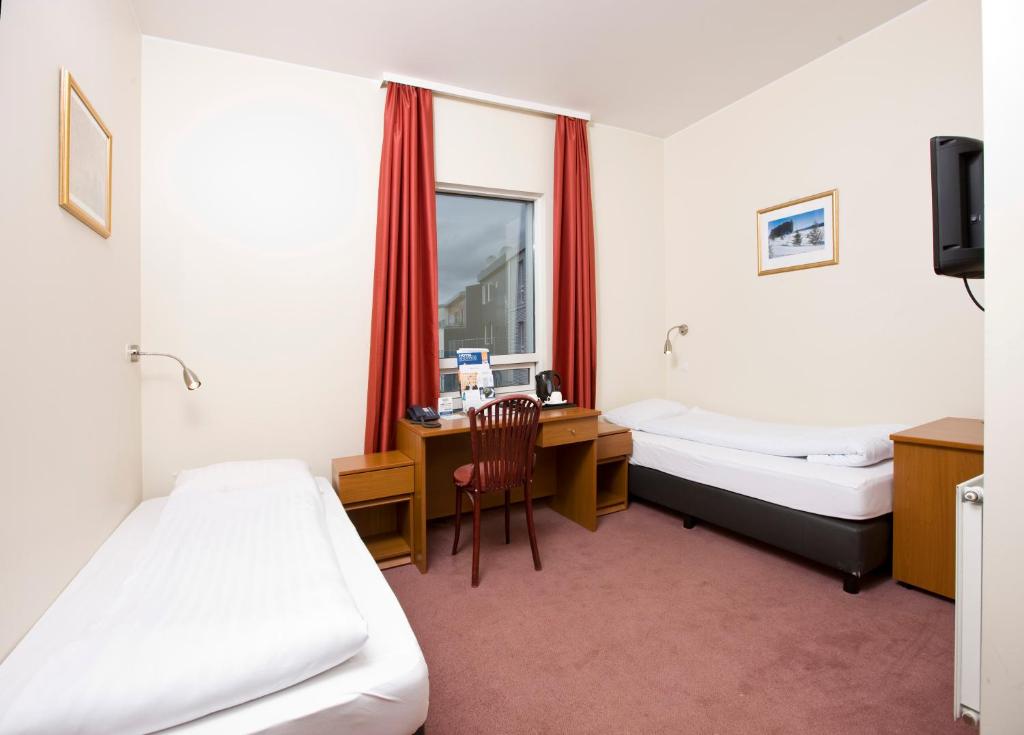 Double or Twin Standard