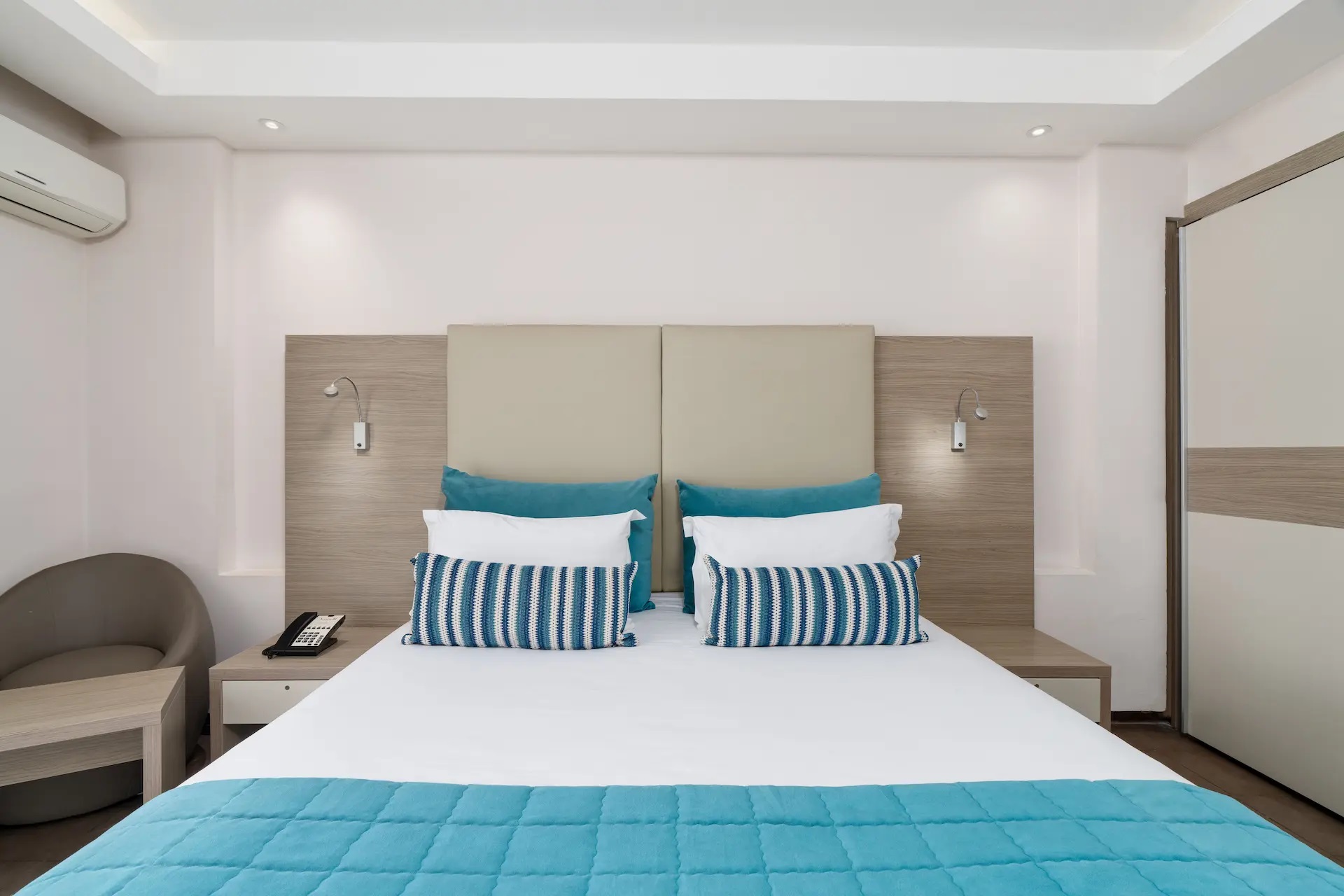 Double Superior Pool View