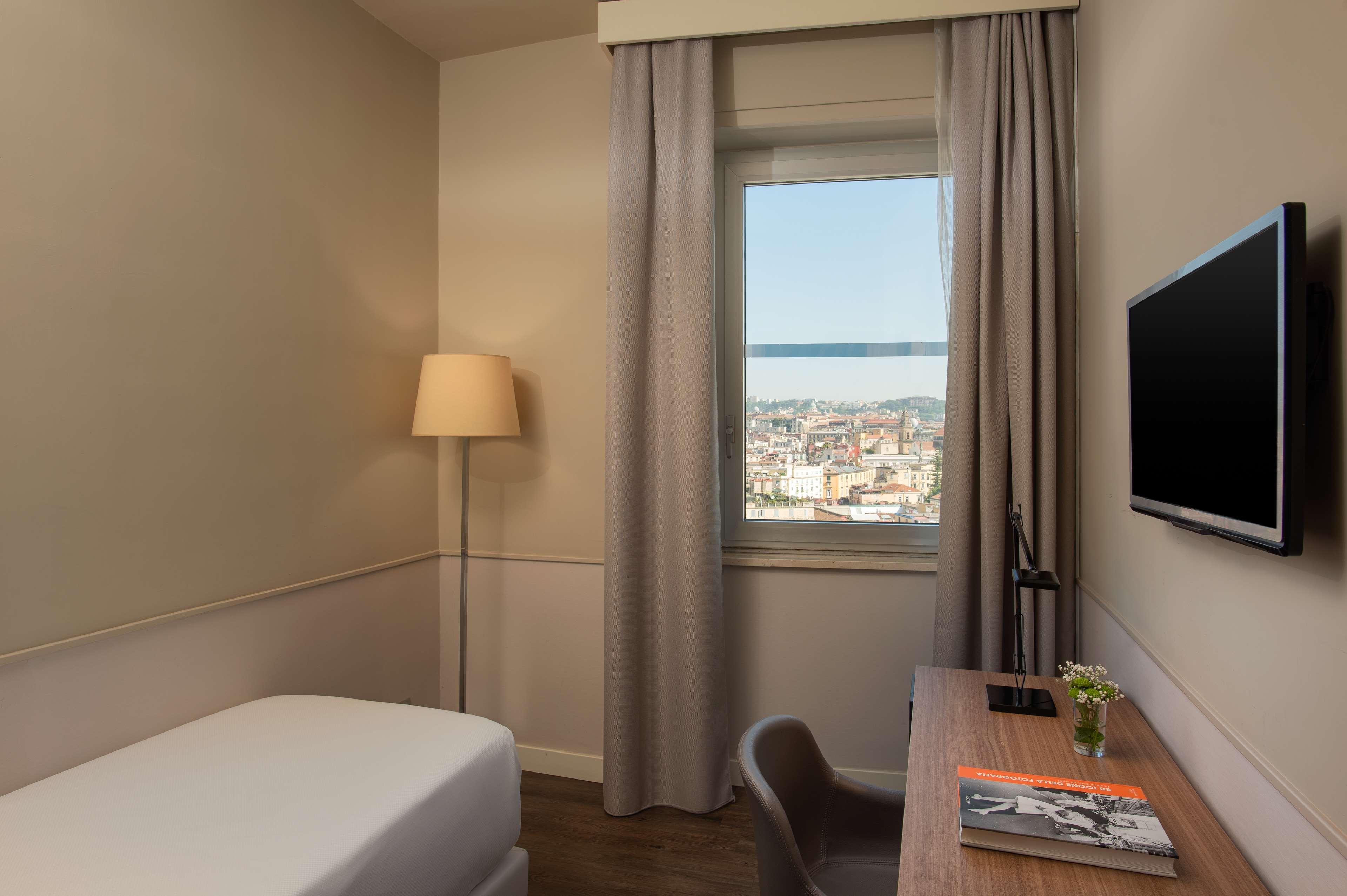 Family Room Capacity 3