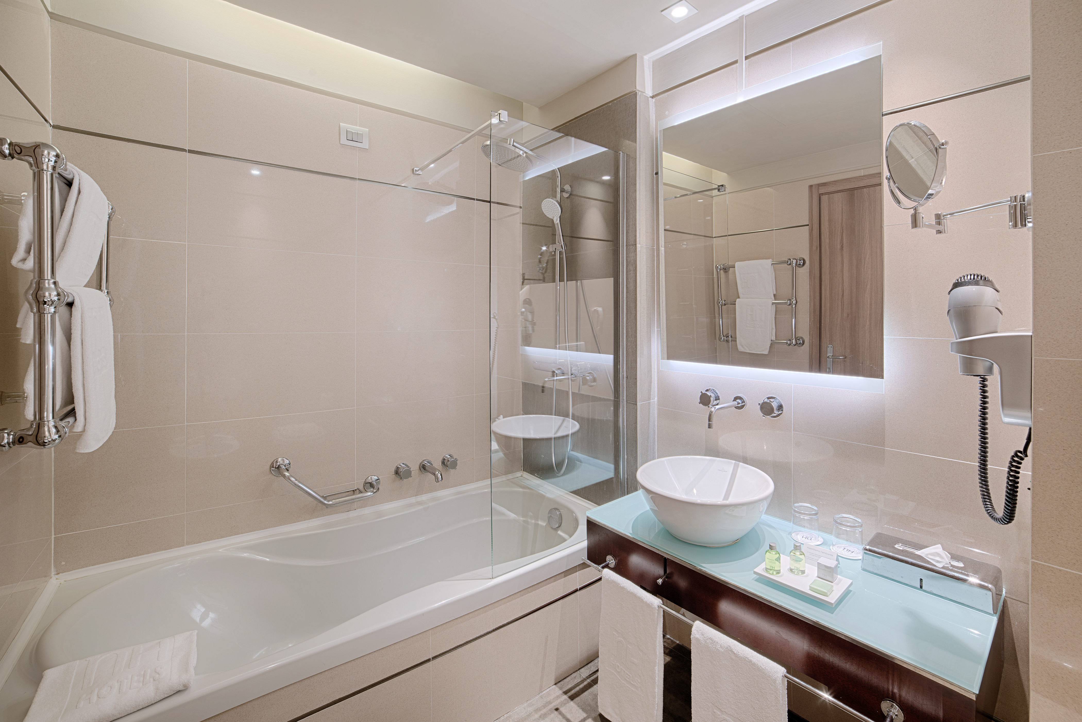 Family Room Capacity 3