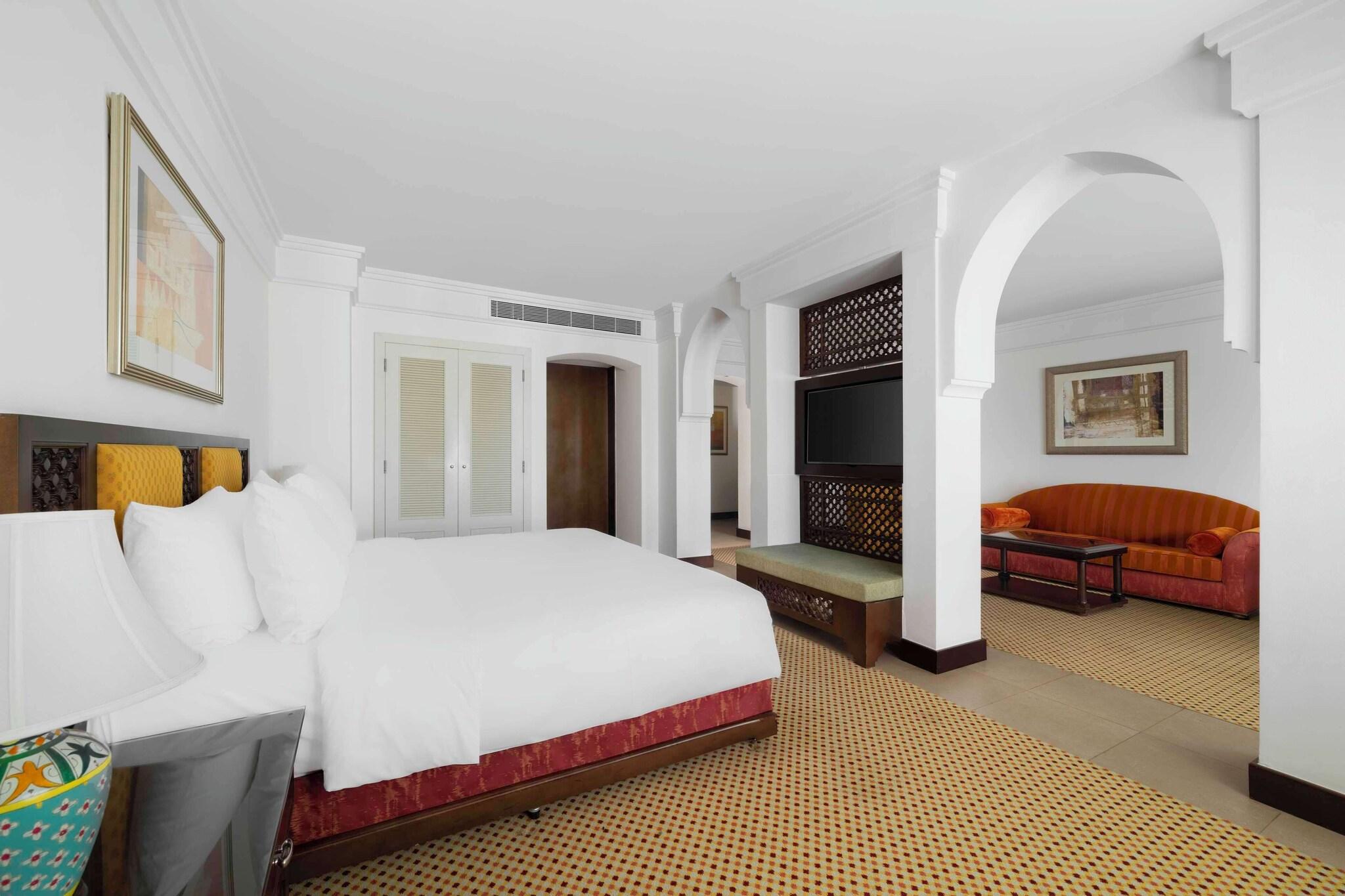 Junior Suite King Size Bed