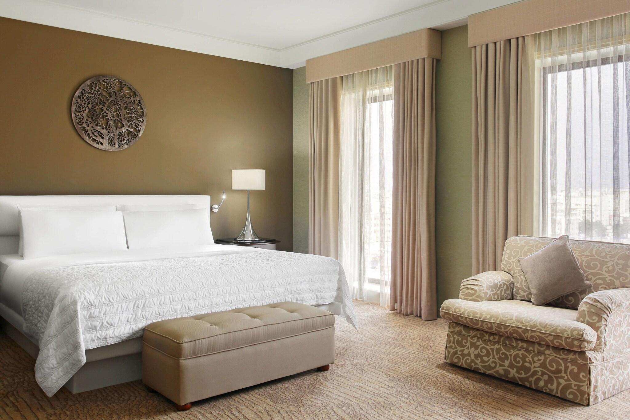 Suite Executive King Bed