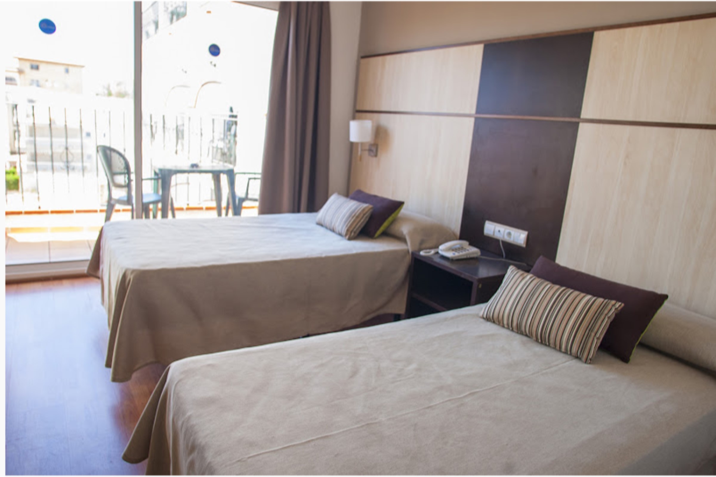 Double or Twin Standard