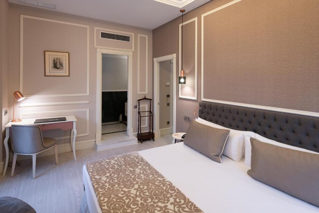 Double Single Premium