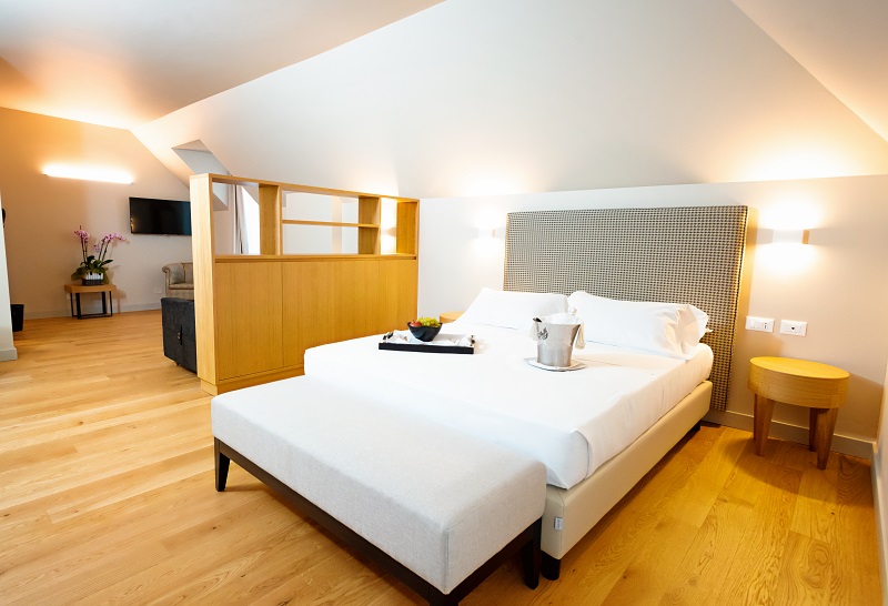 Suite Luxury City View