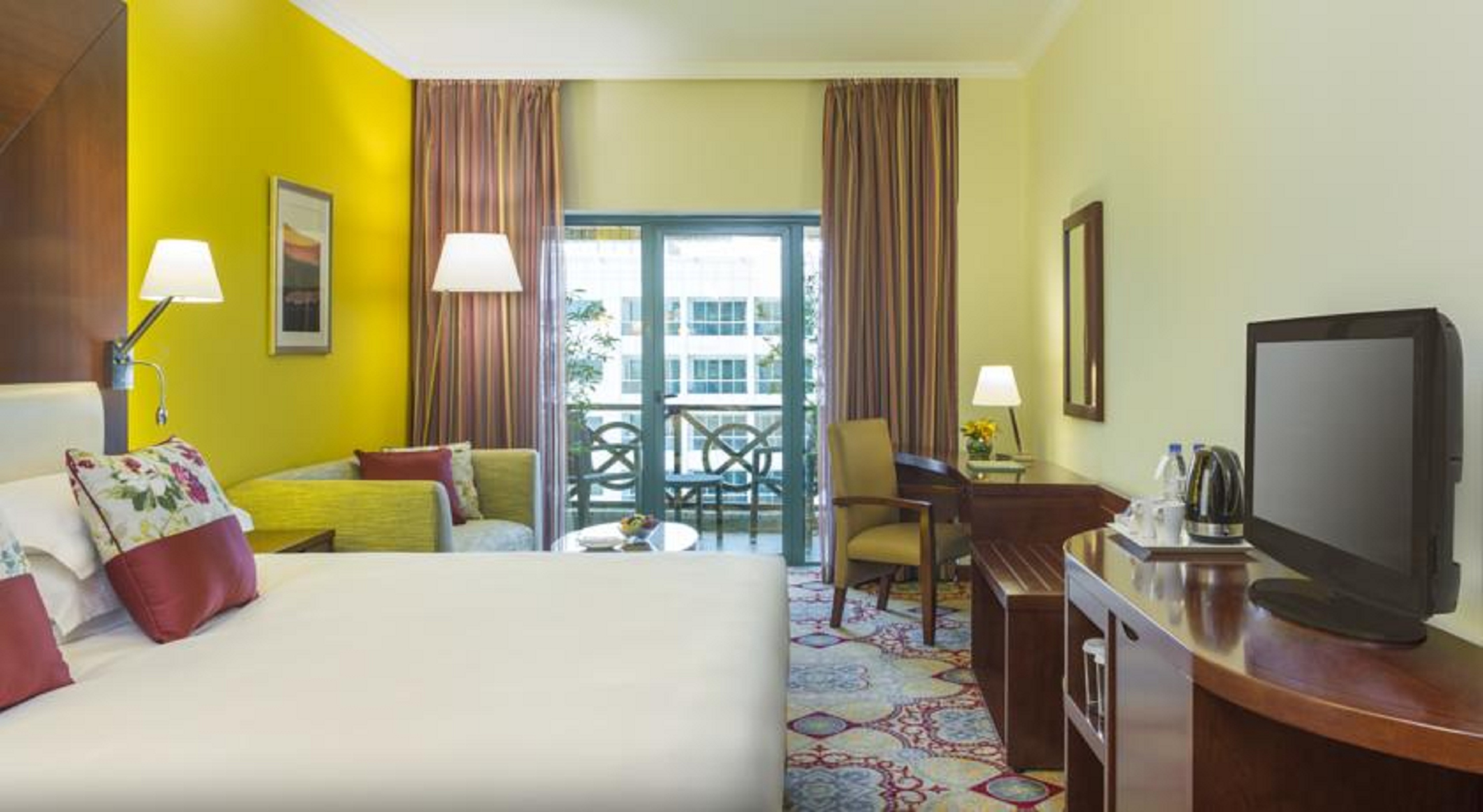 Double or Twin Deluxe with Balcony