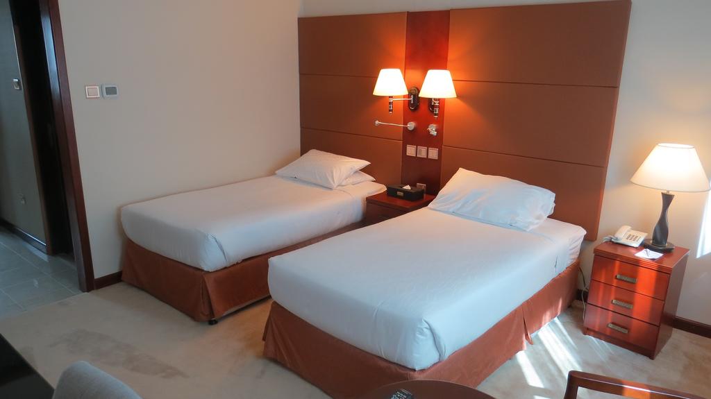 Double or Twin Standard