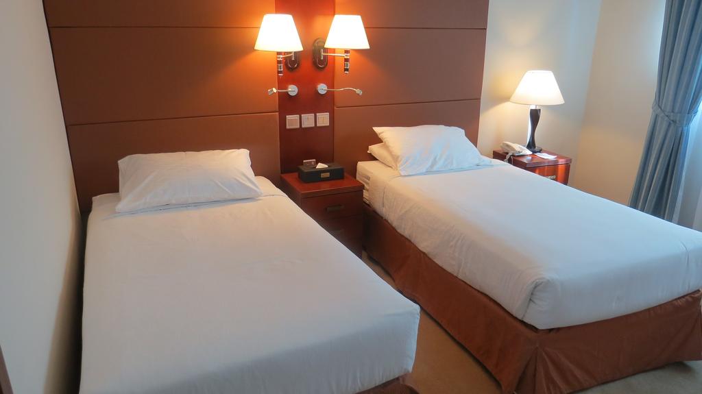 Double or Twin Standard