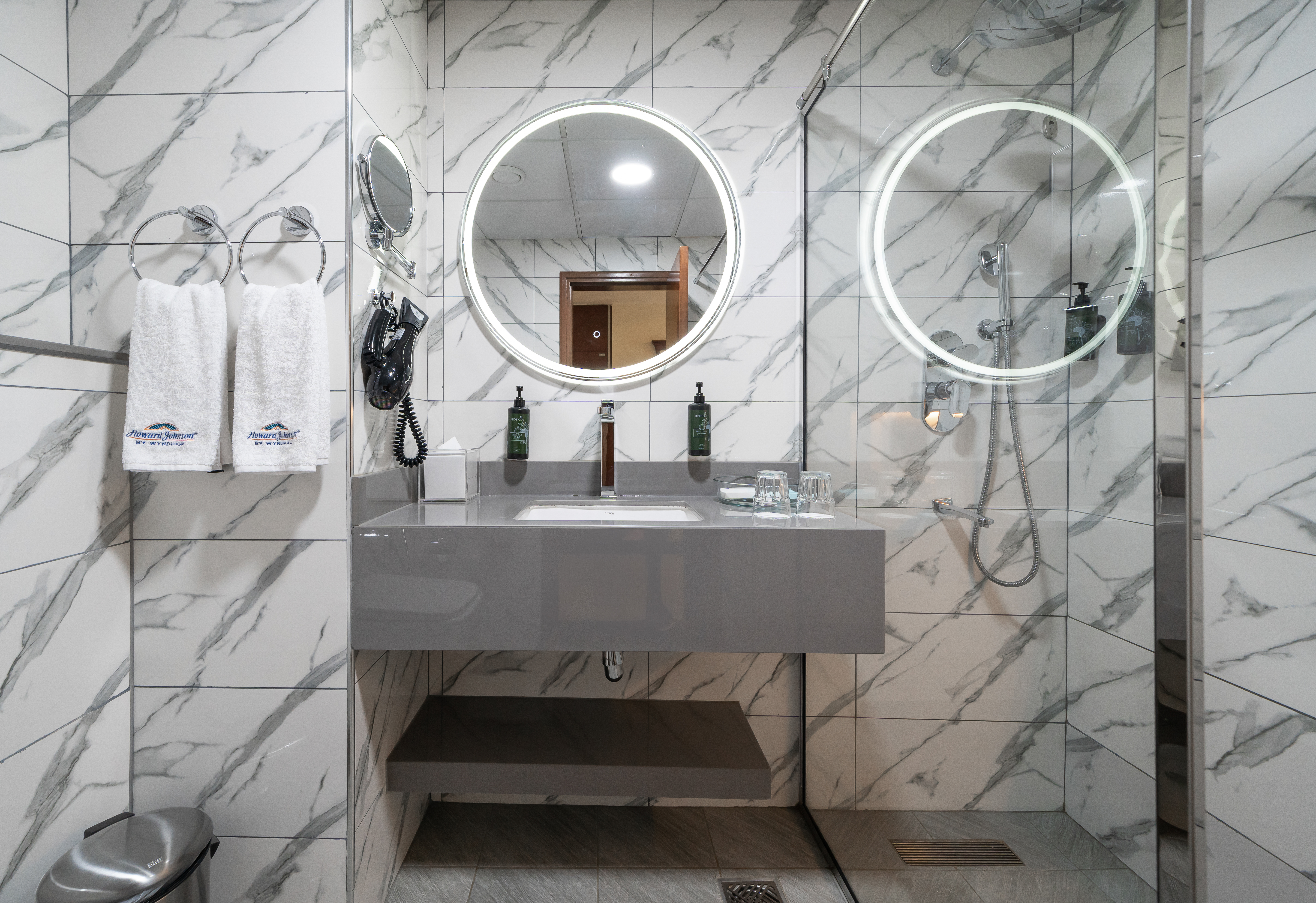 Junior Suite Two Queen Beds Non Smoking