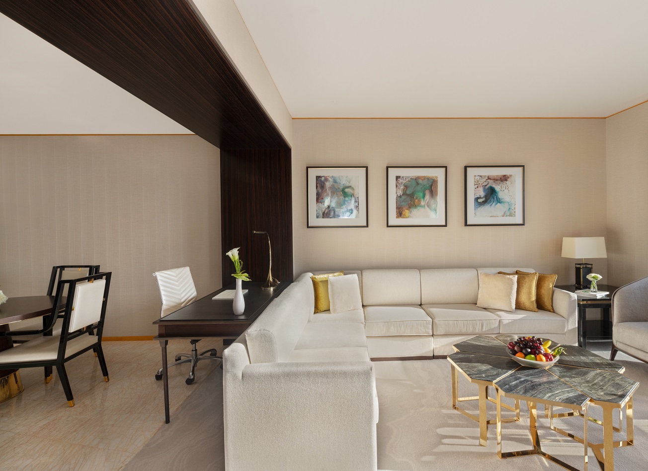 Double Deluxe King Bed