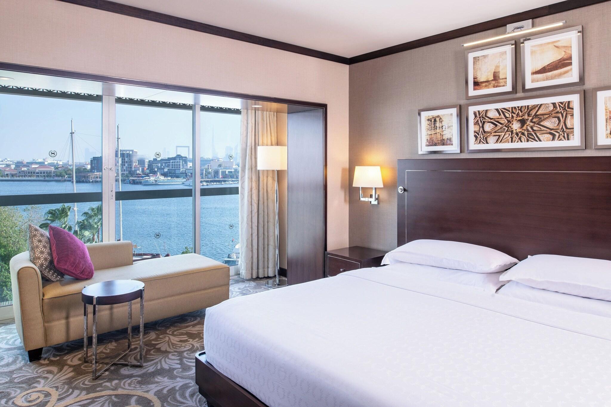 Junior Suite King Size Bed