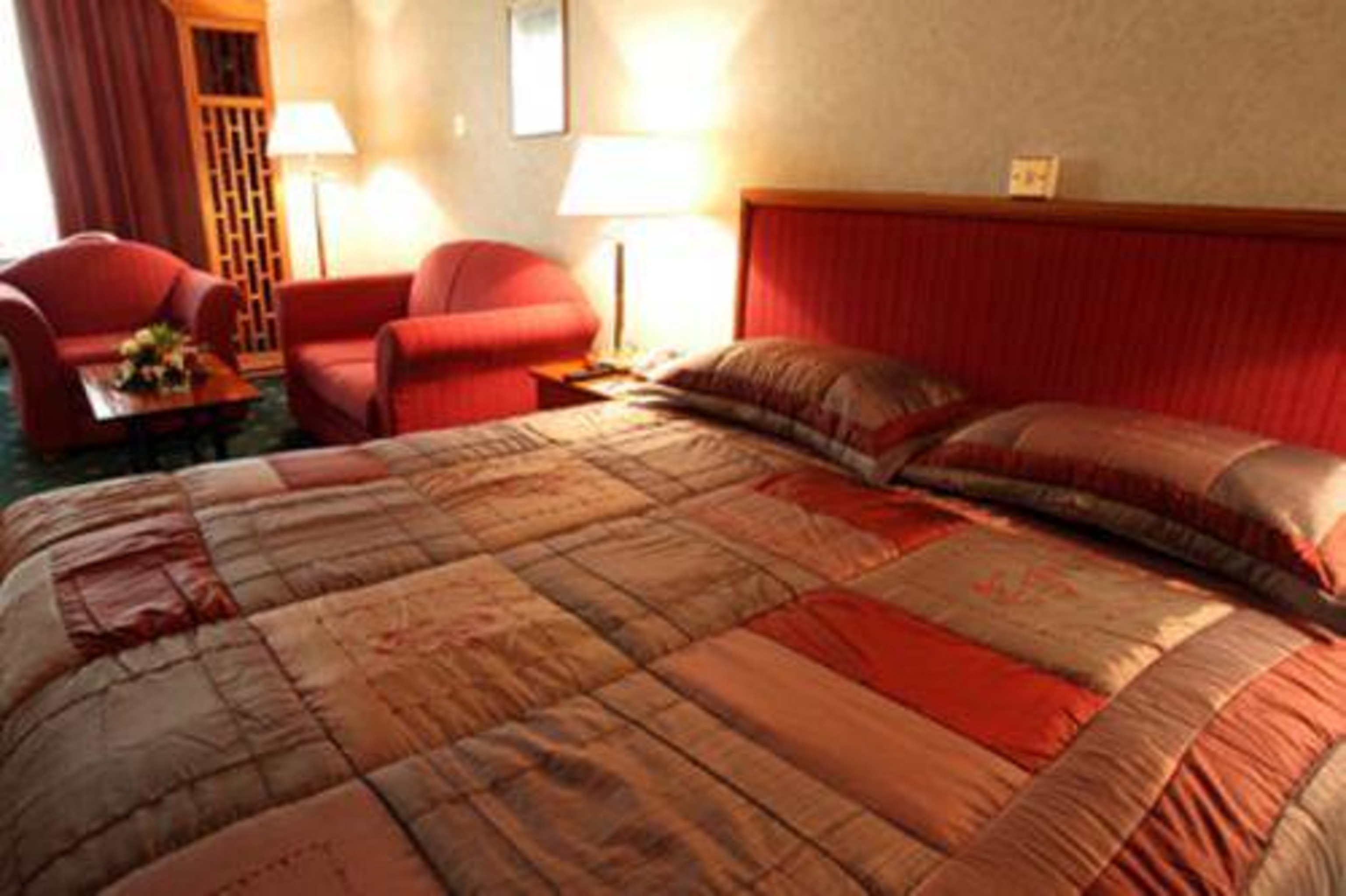 Double or Twin Standard