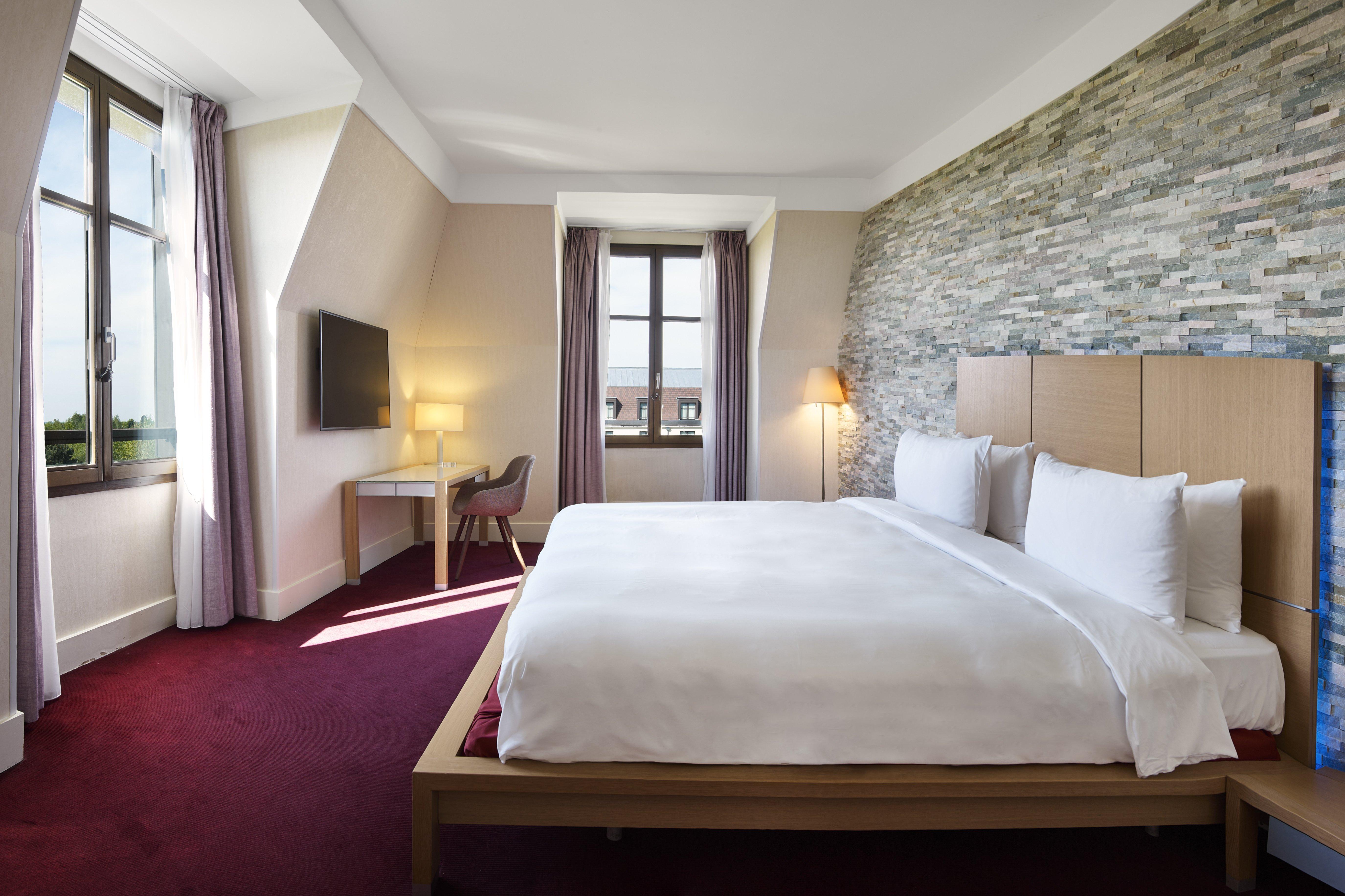 Suite with Kitchenette