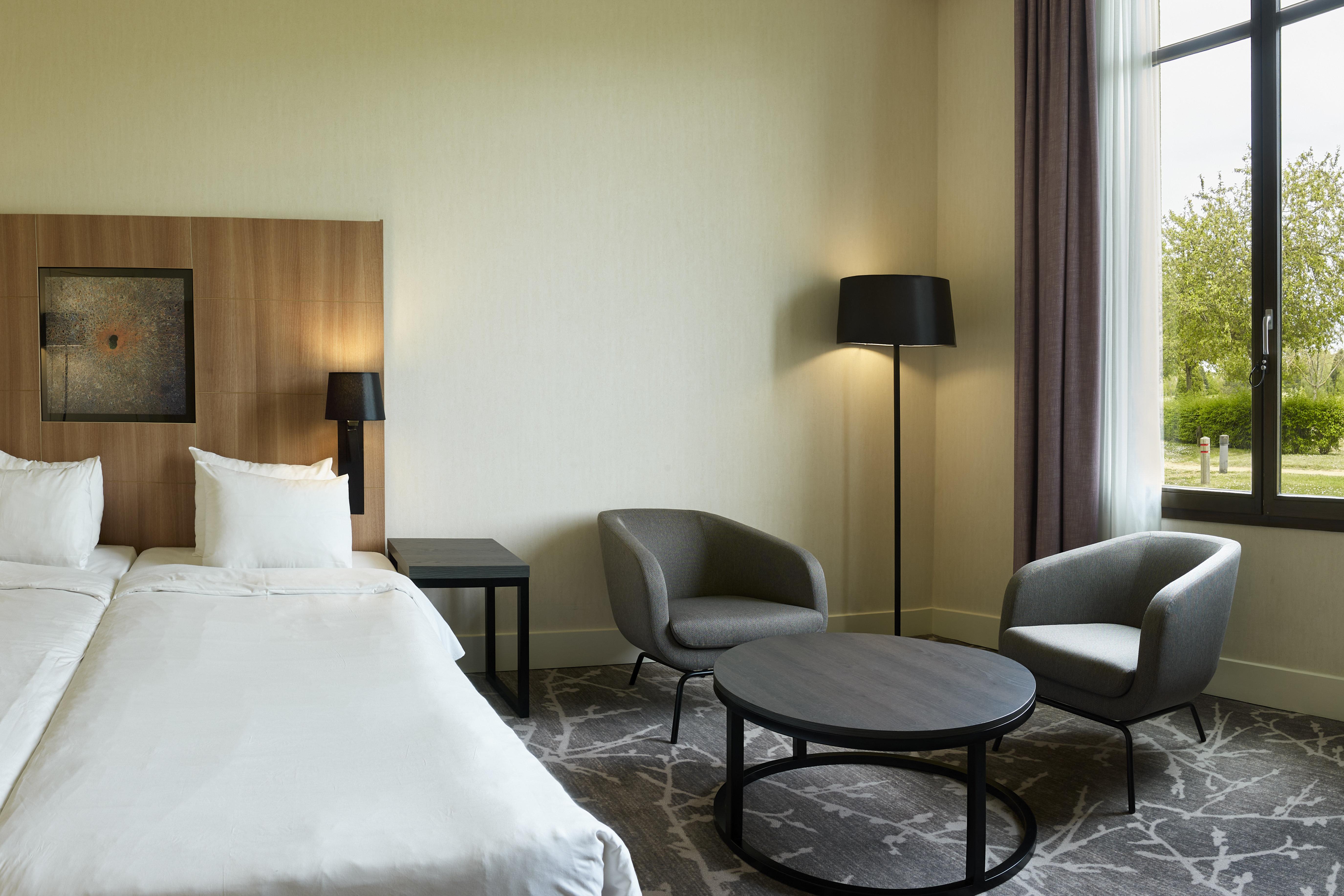 Double or Twin Standard