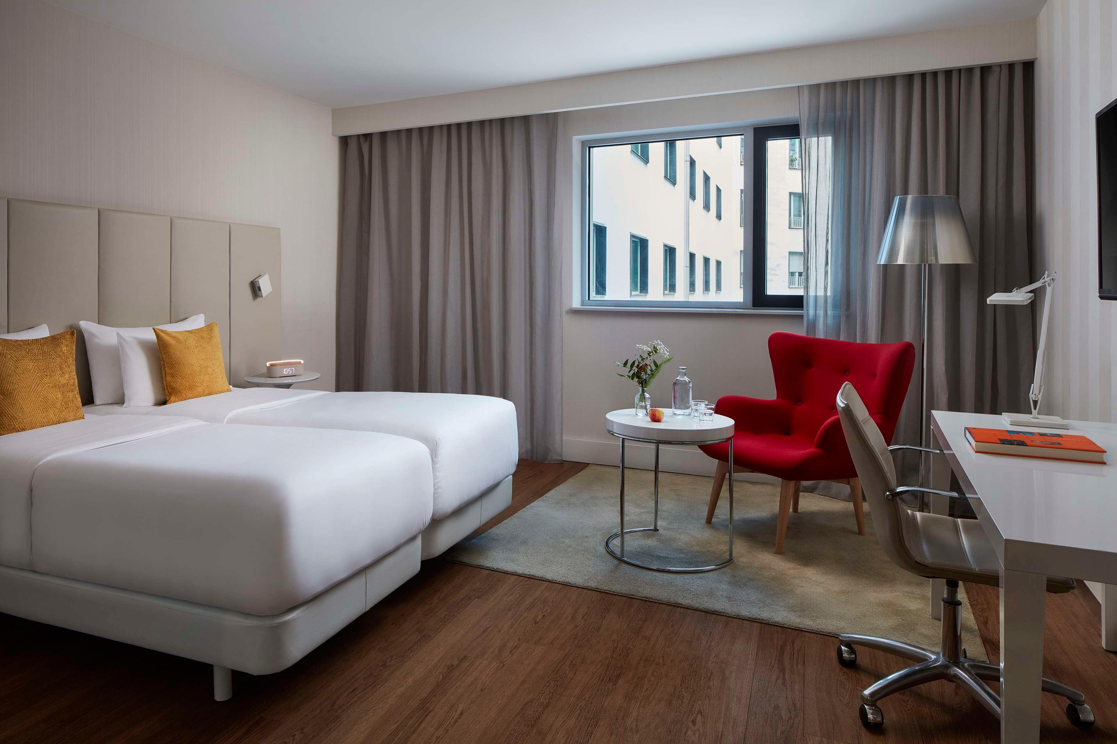 Family Room Capacity 1