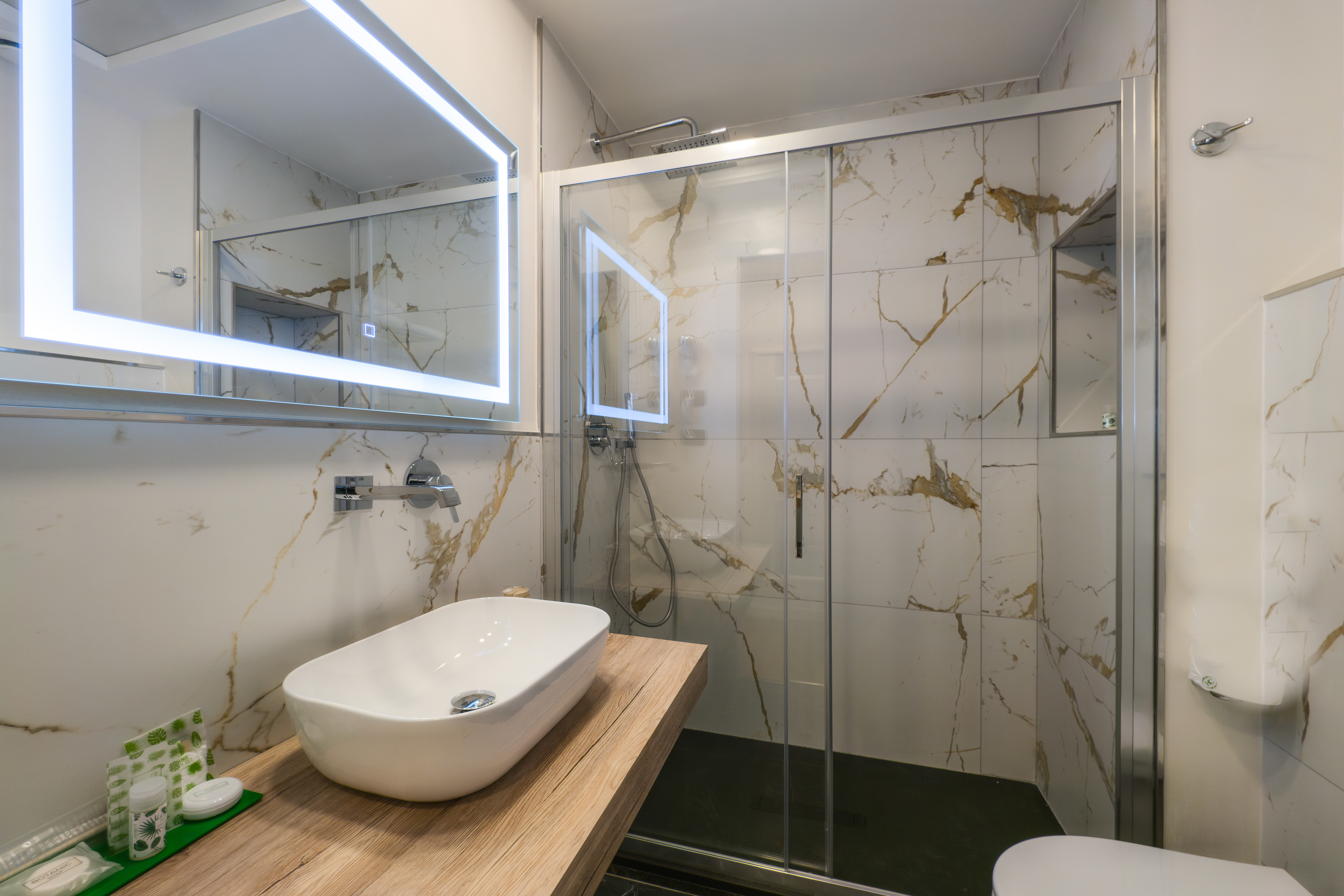 Double or Twin Standard