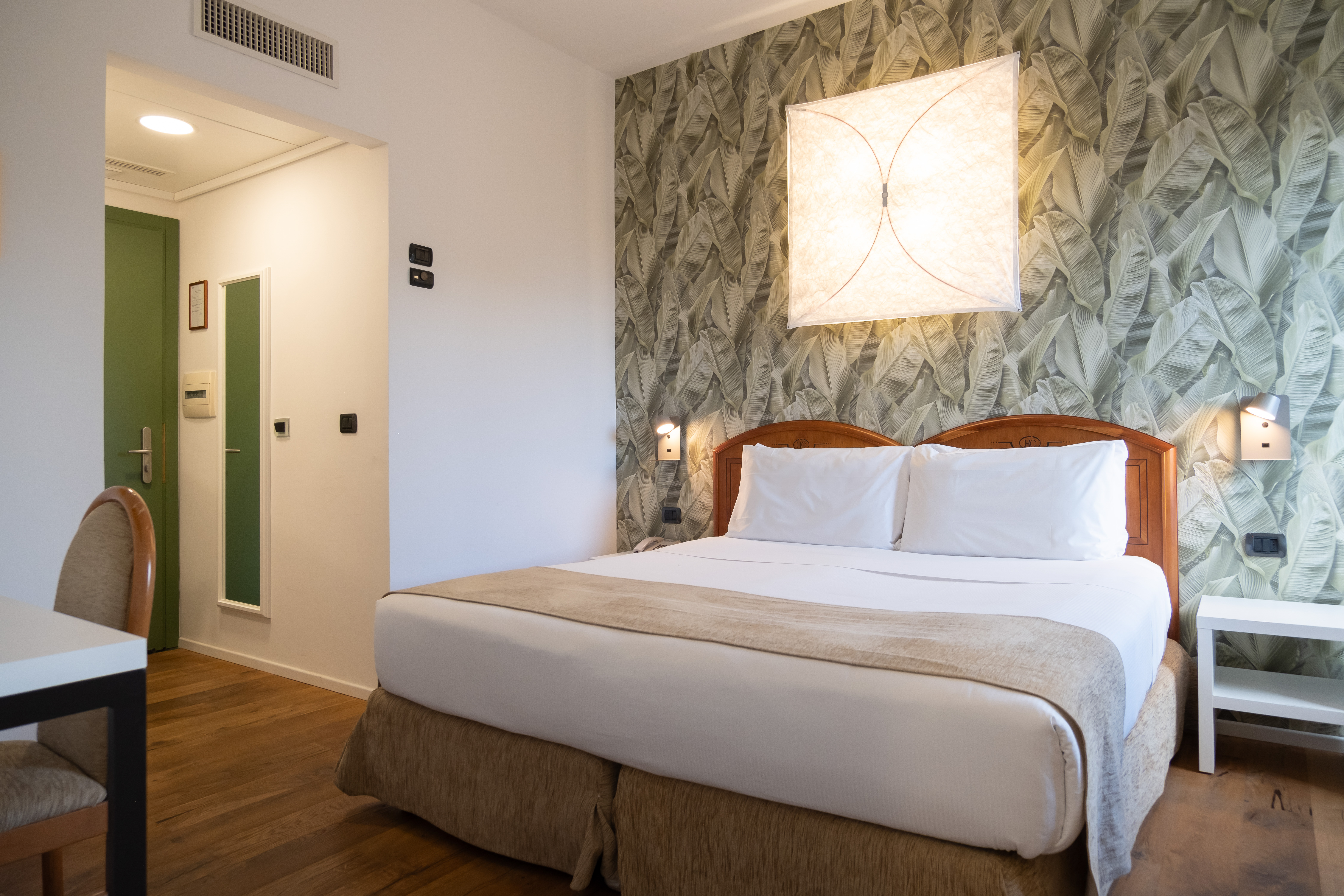 Double or Twin Standard