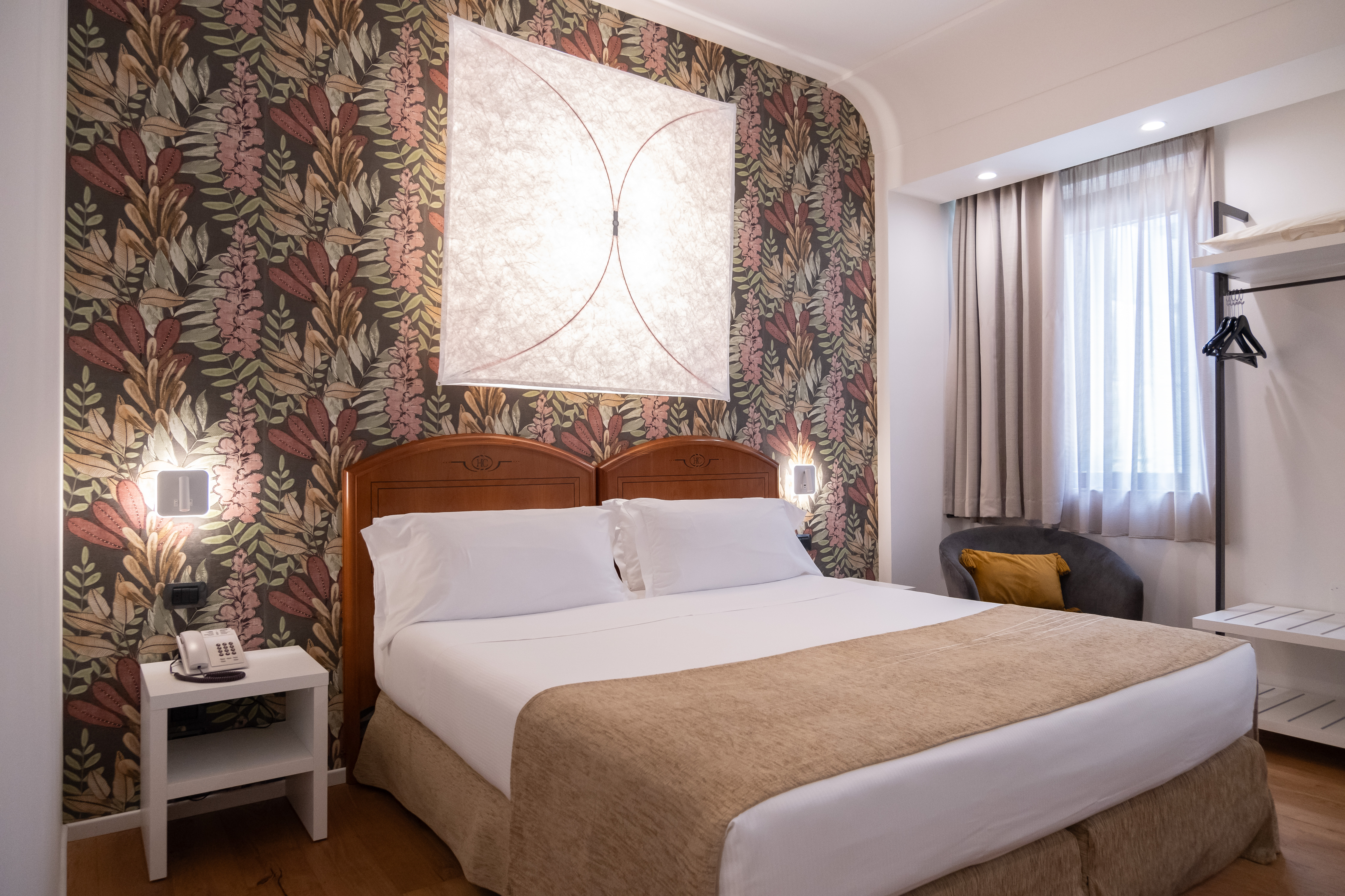 Double or Twin Standard