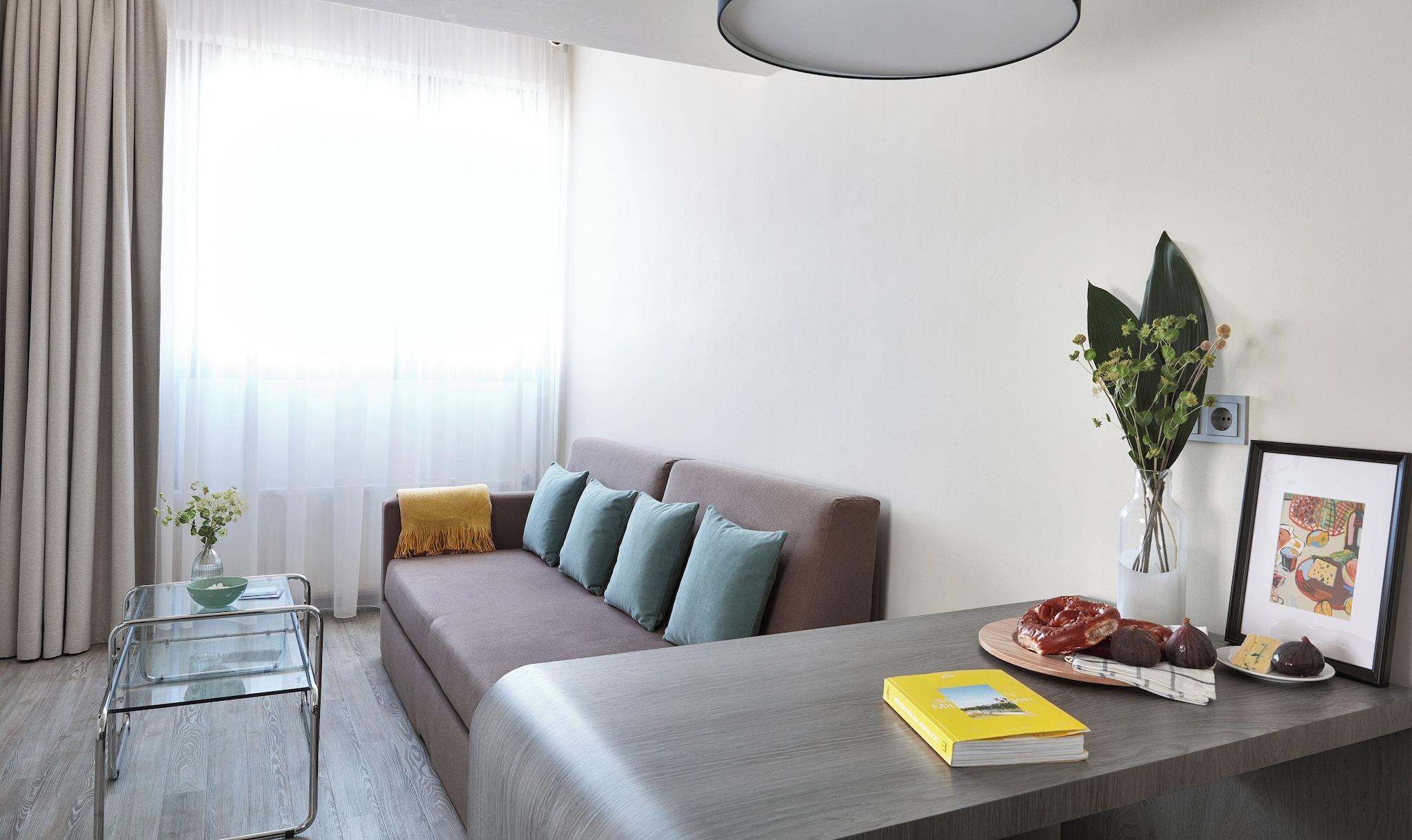 Apartment Superior Queen Bed