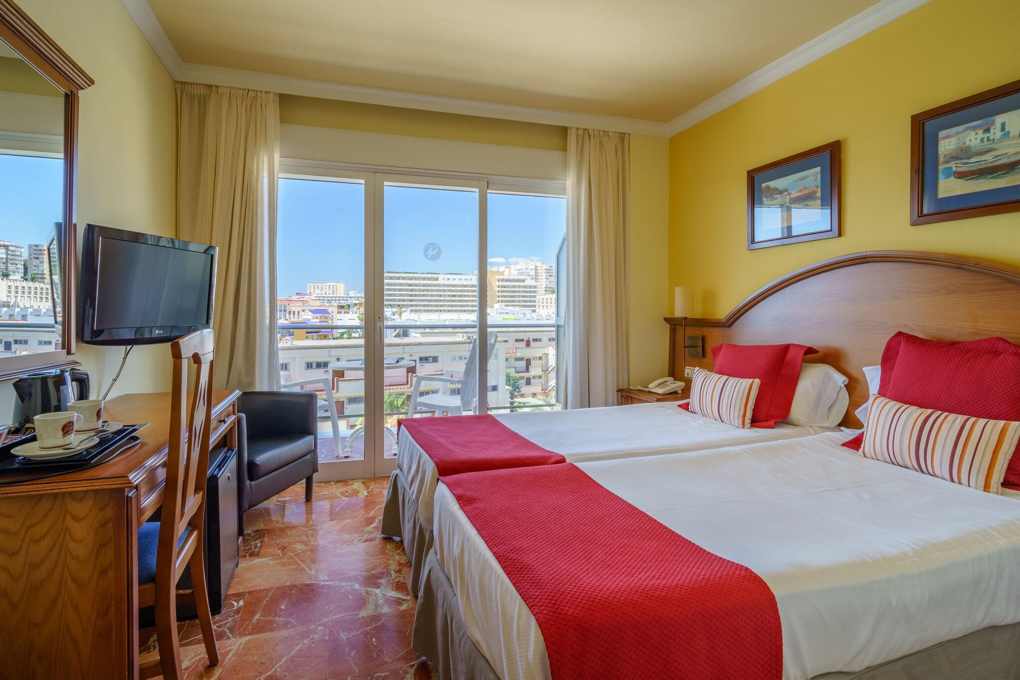 Double Partial Sea View