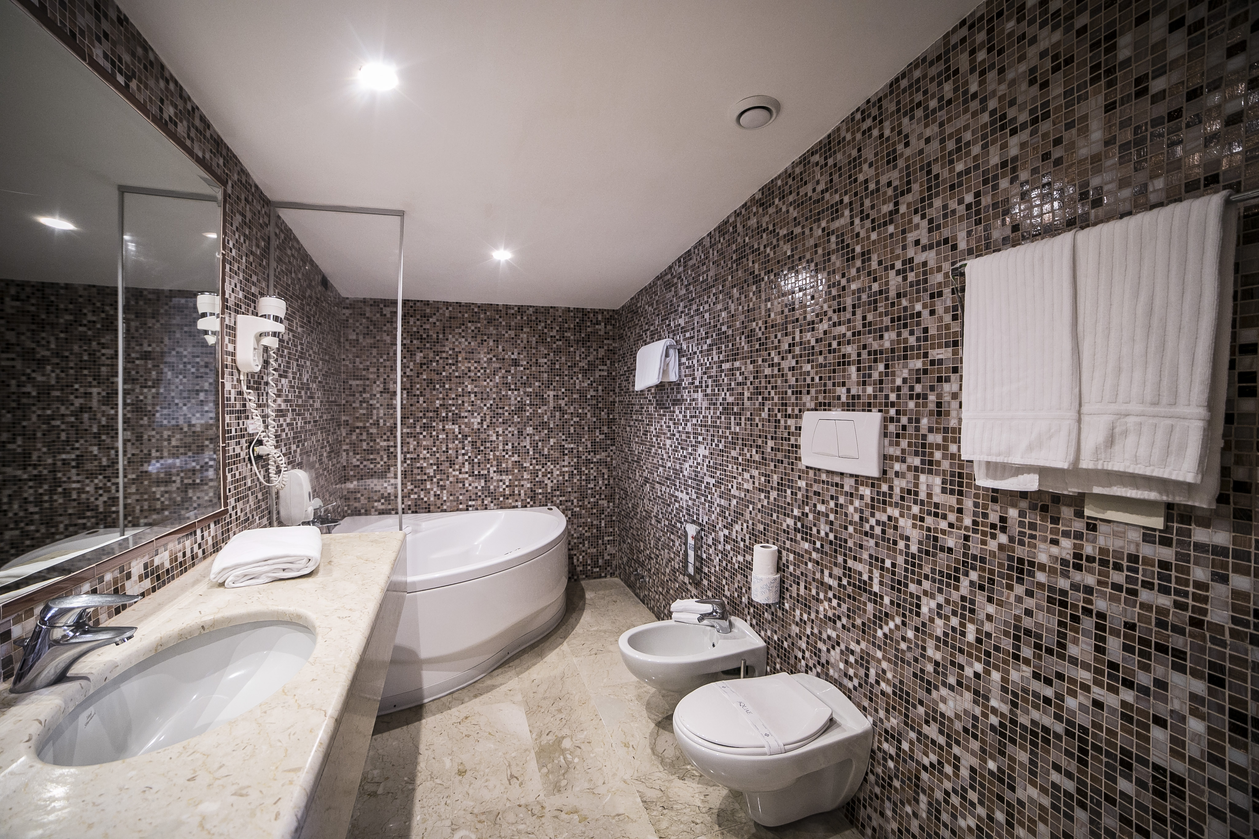 Double Deluxe with Jacuzzi