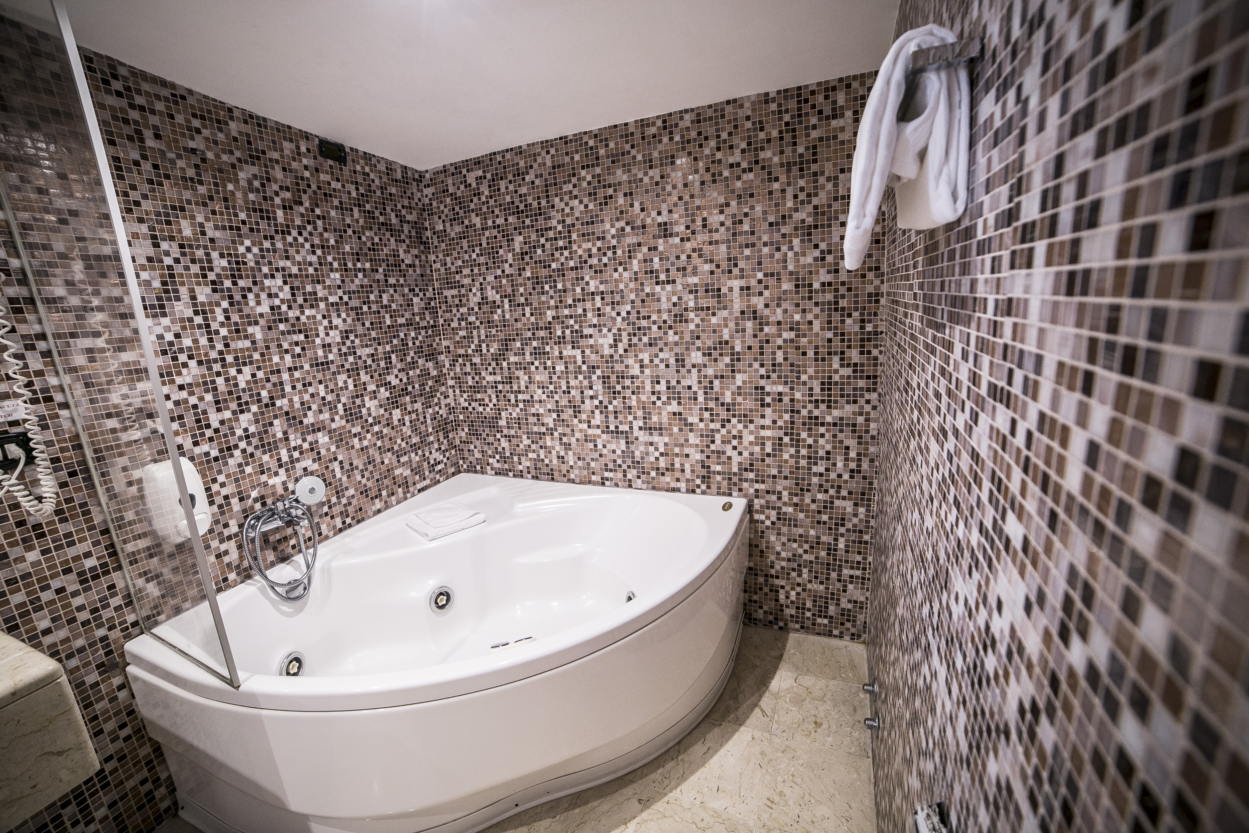 Double Deluxe with Jacuzzi